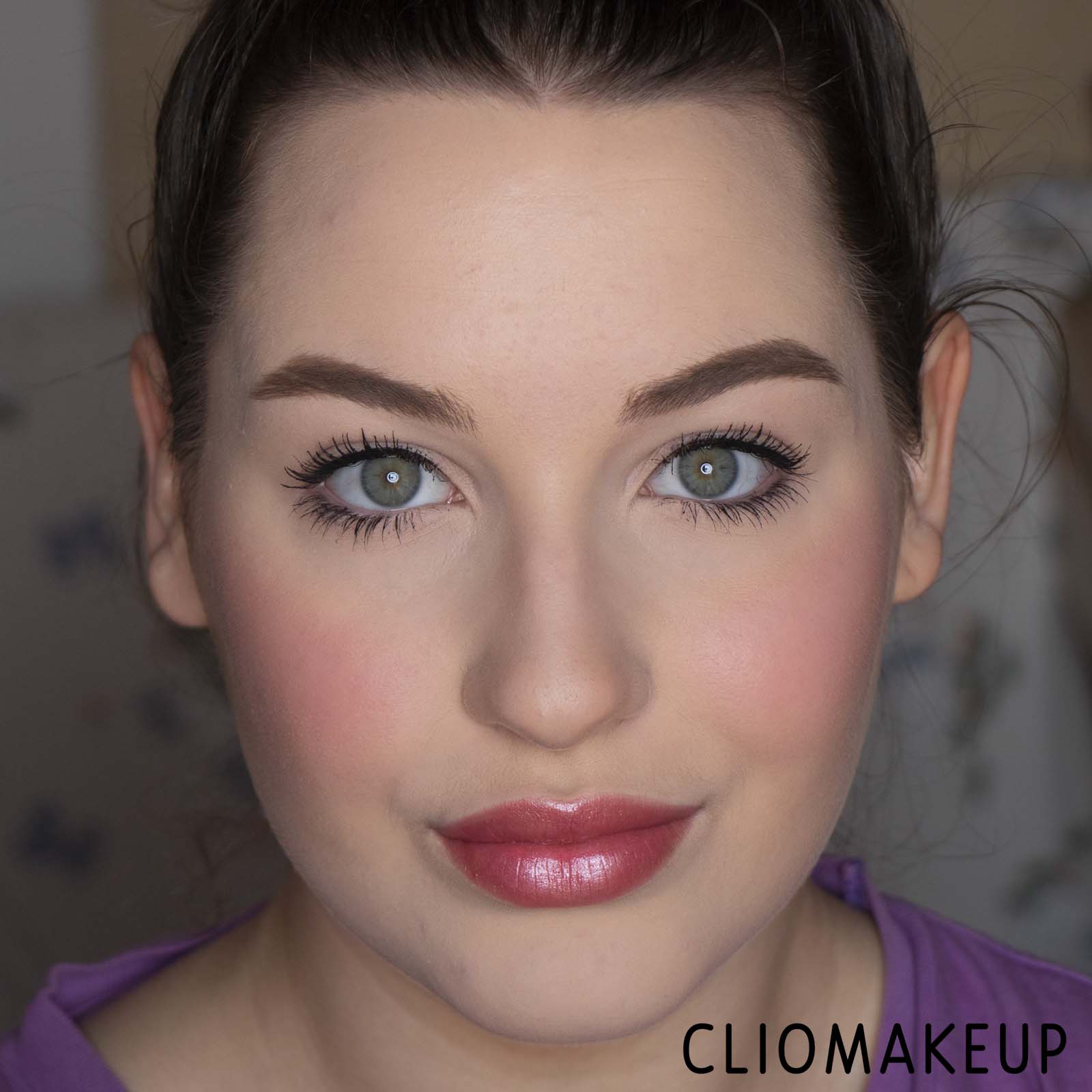 cliomakeup-recensione-balsamo-labbra-essence-fruit-kiss-caring-lip-balm-15