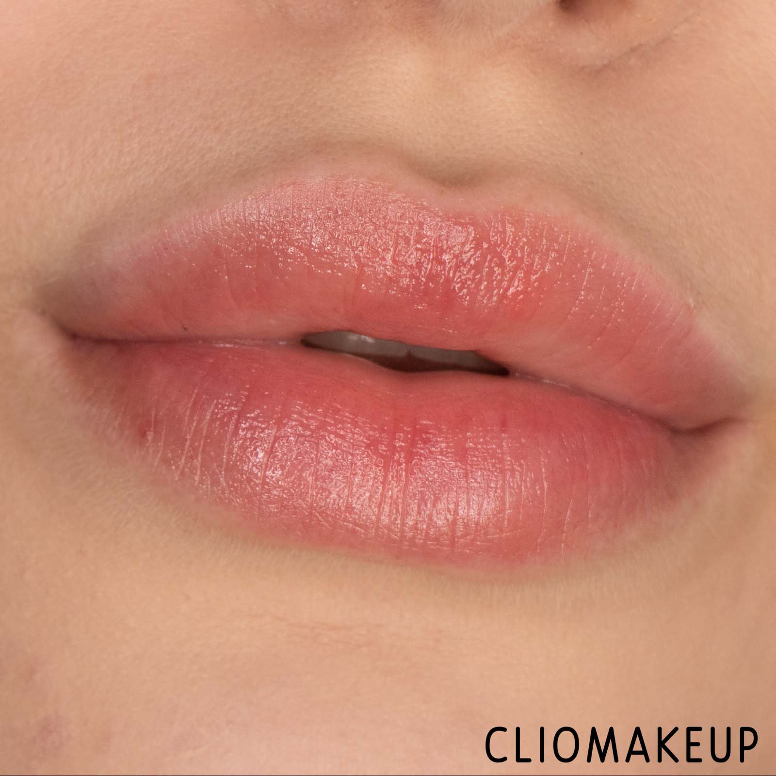 cliomakeup-recensione-balsamo-labbra-fresh-mint-rush-freshening-lip-treatment-13