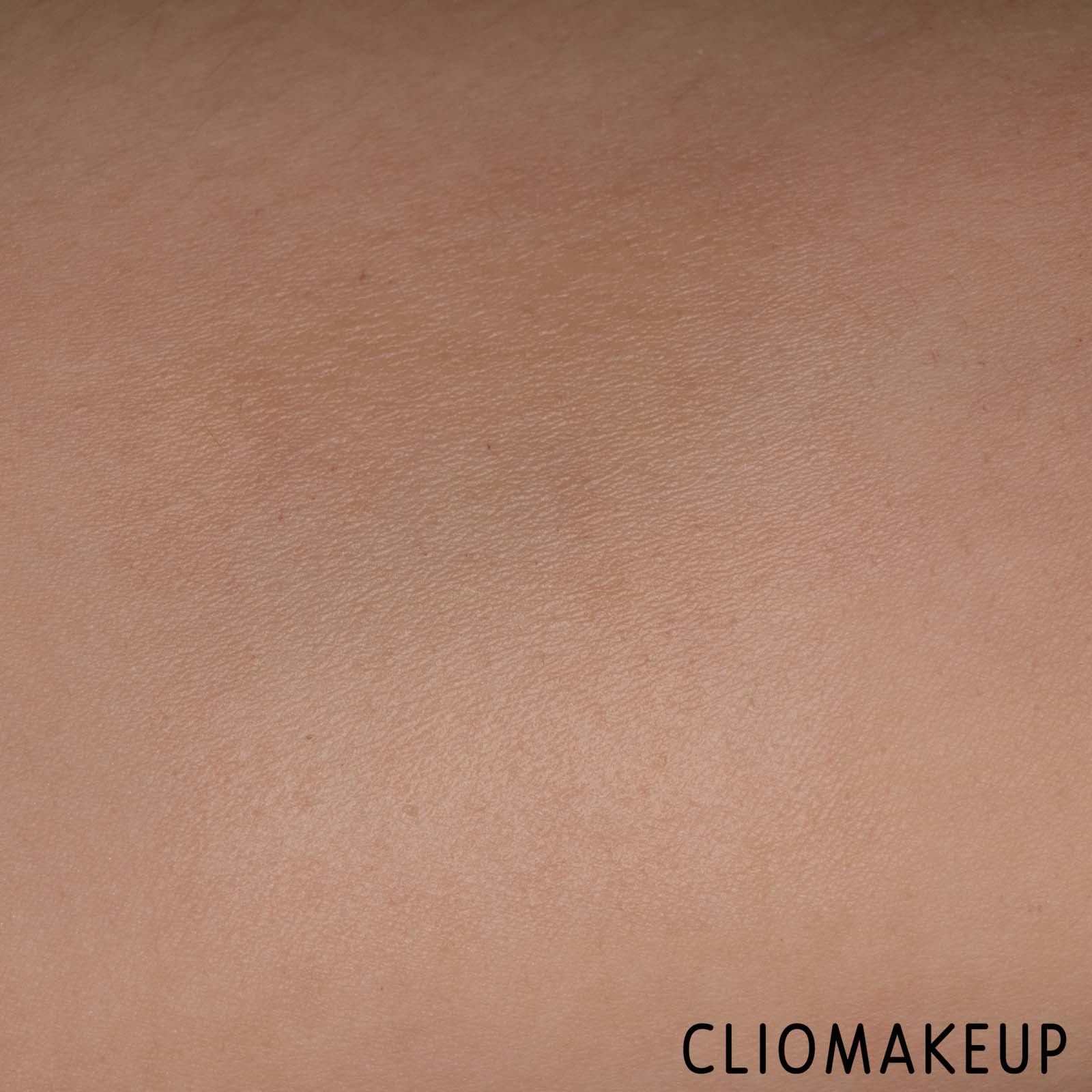cliomakeup-recensione-balsamo-labbra-fresh-mint-rush-freshening-lip-treatment-7