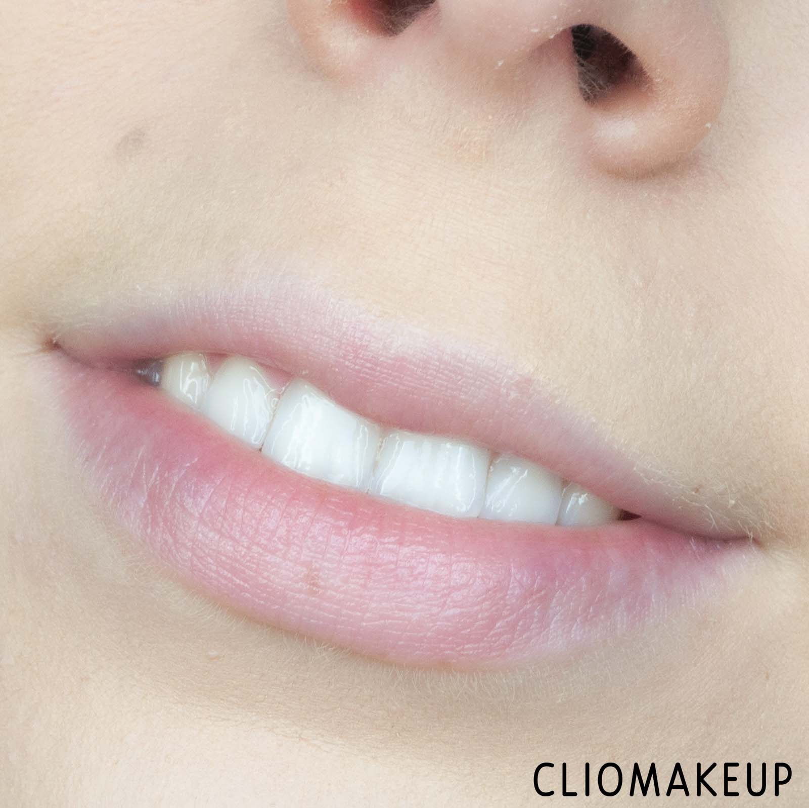 cliomakeup-recensione-balsamo-labbra-nuxe-reve-de-miel-lip-moisturising-stick-11