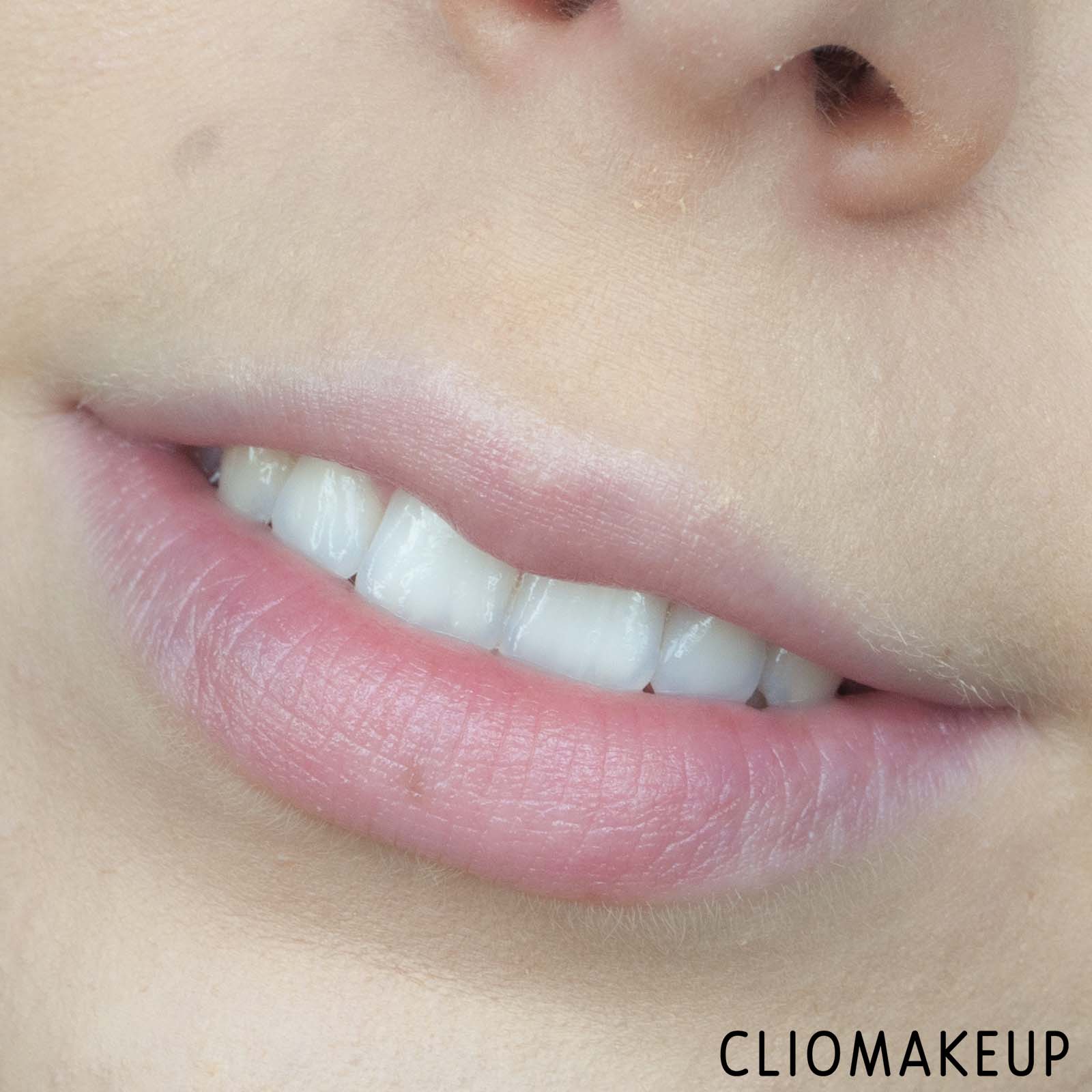 cliomakeup-recensione-balsamo-labbra-nuxe-reve-de-miel-lip-moisturising-stick-13