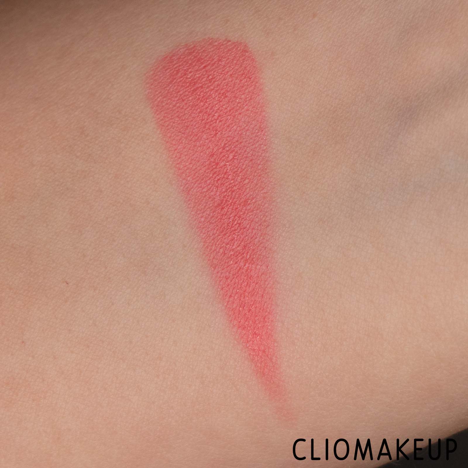 cliomakeup-recensione-blush-fenty-beauty-cheeks-out-freestyle-cream-blush-7