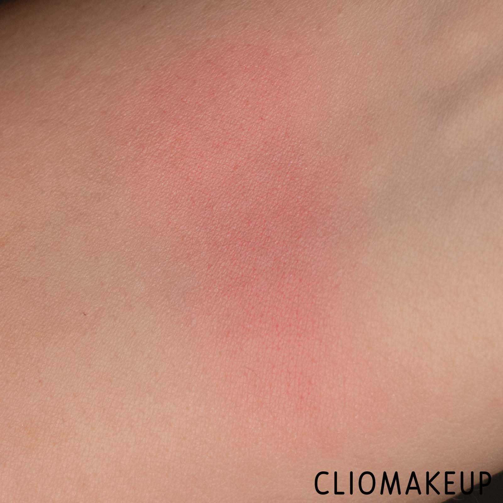 cliomakeup-recensione-blush-fenty-beauty-cheeks-out-freestyle-cream-blush-9