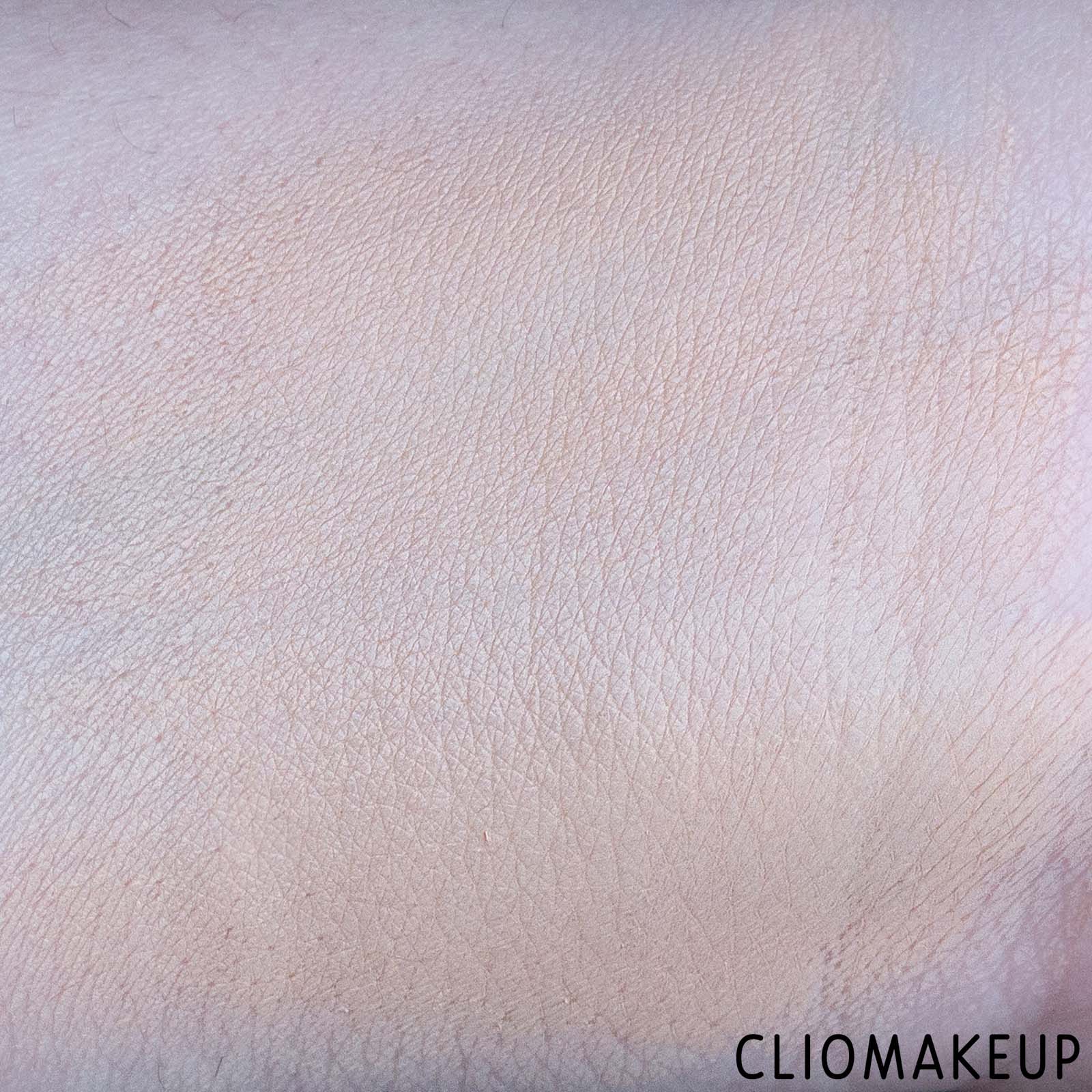 cliomakeup-recensione-correttore-wycon-the-dreamer-concealer-8