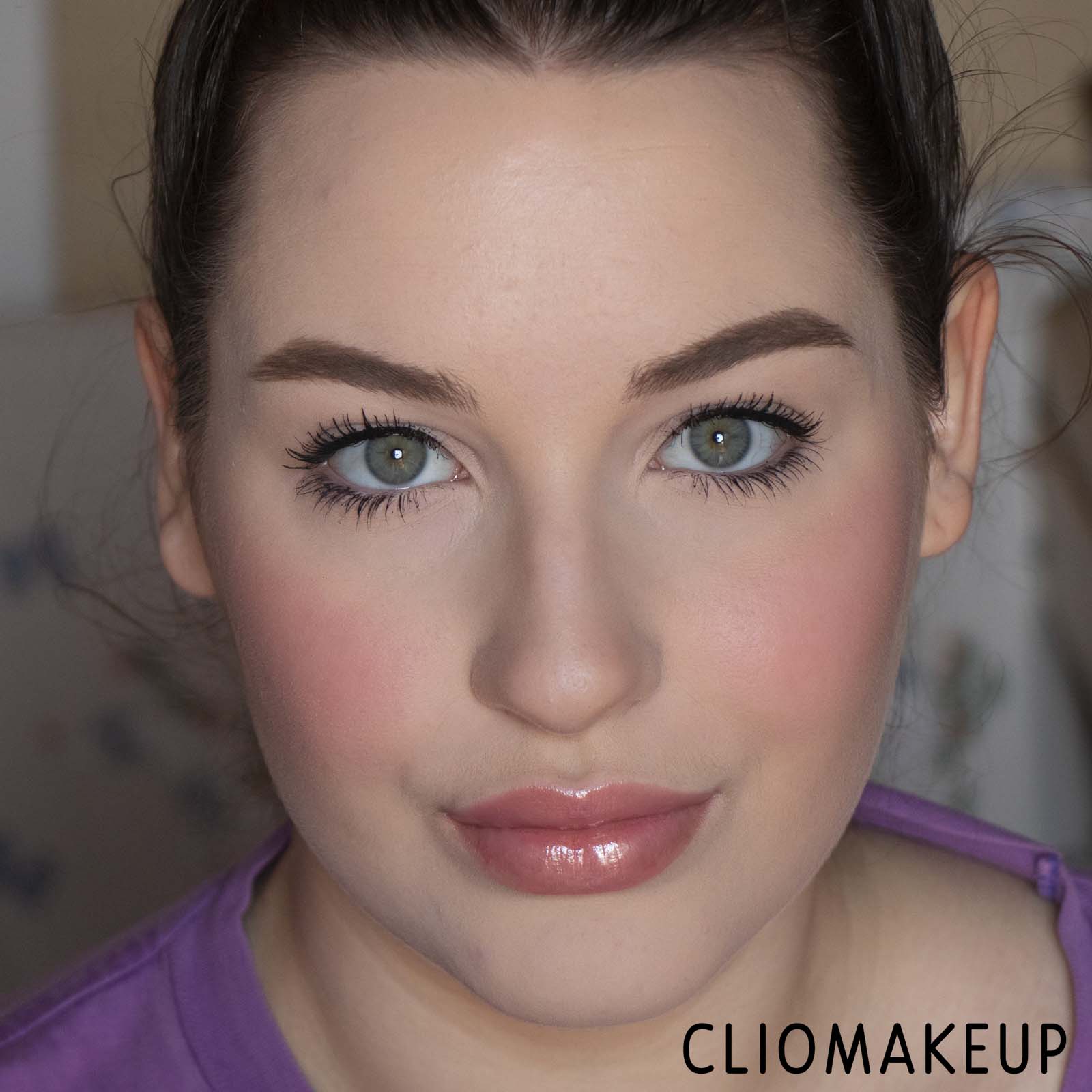 cliomakeup-recensione-gloss-mac-plenting-of-pout-plumping-lip-gloss-14