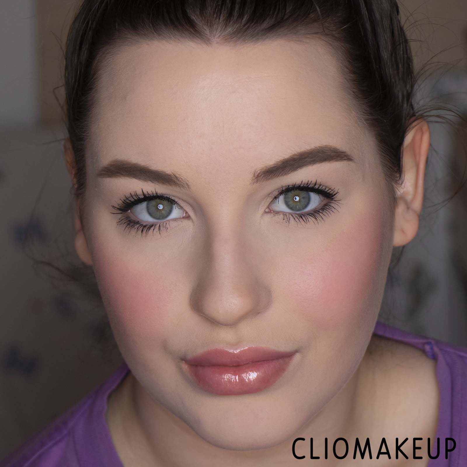cliomakeup-recensione-gloss-mac-plenting-of-pout-plumping-lip-gloss-15