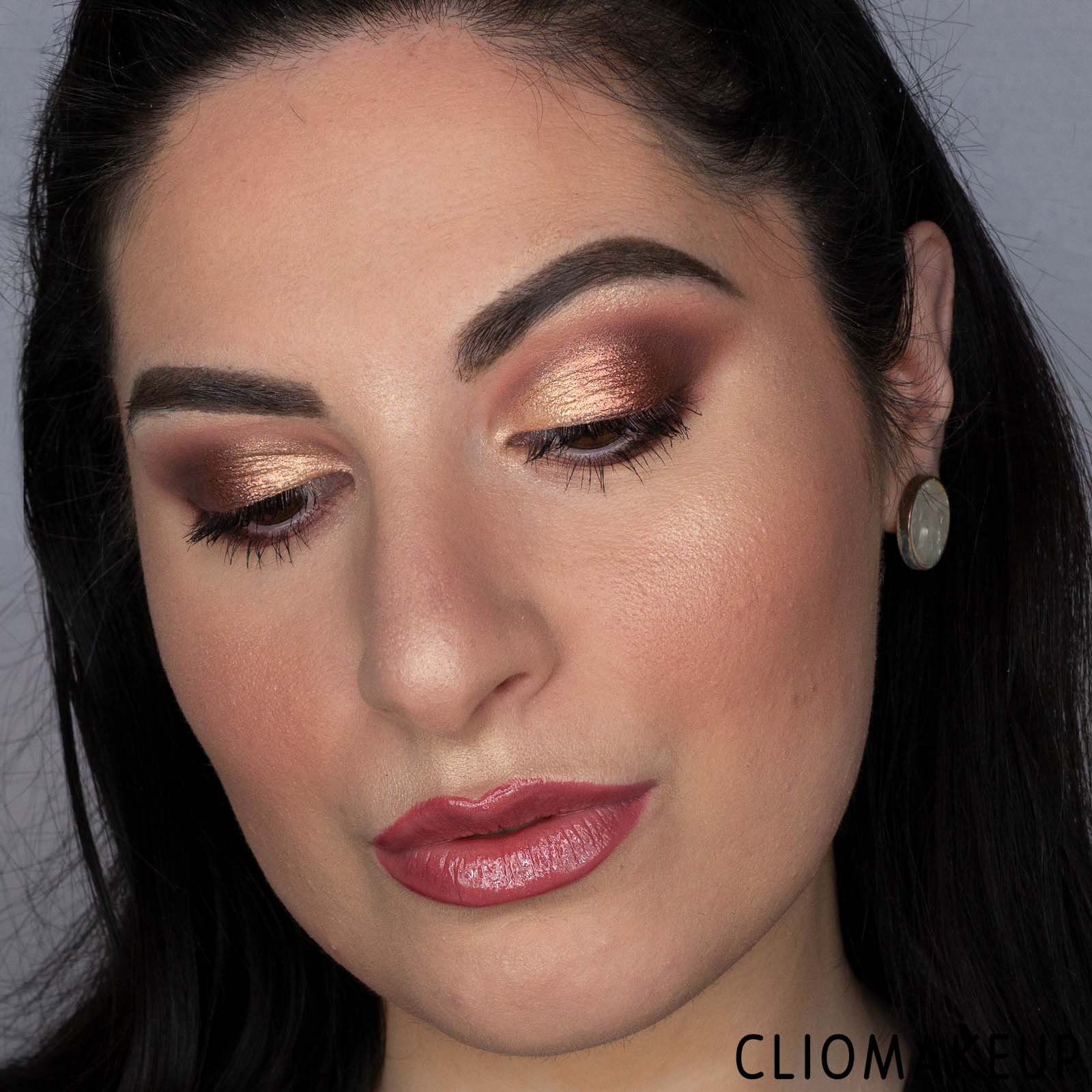 cliomakeup-recensione-palette-too-faced-born-this-way-the-natural-nudes-complexion-inspired-eye-shadow-palette-15