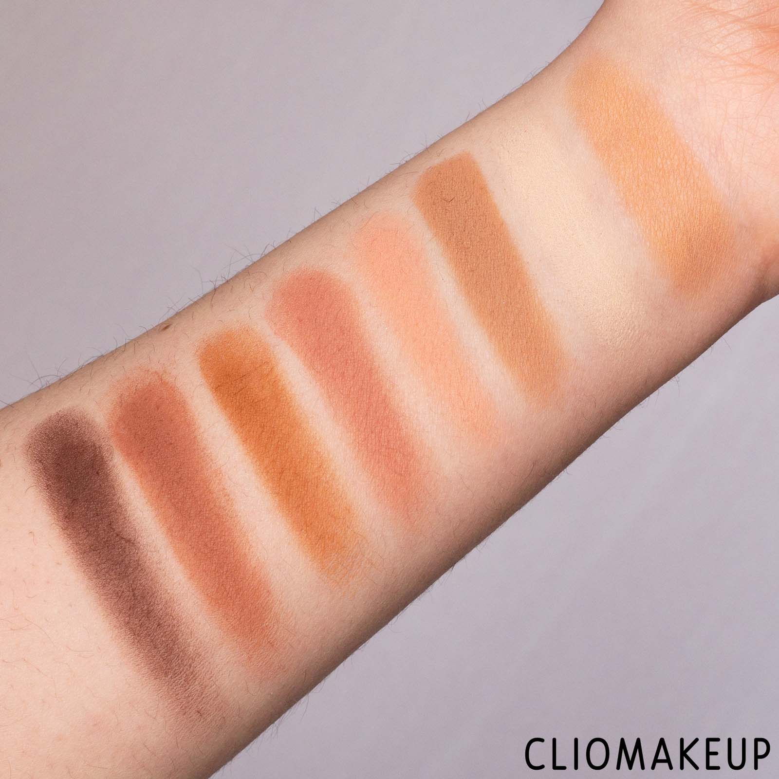 cliomakeup-recensione-palette-too-faced-born-this-way-the-natural-nudes-complexion-inspired-eye-shadow-palette-7