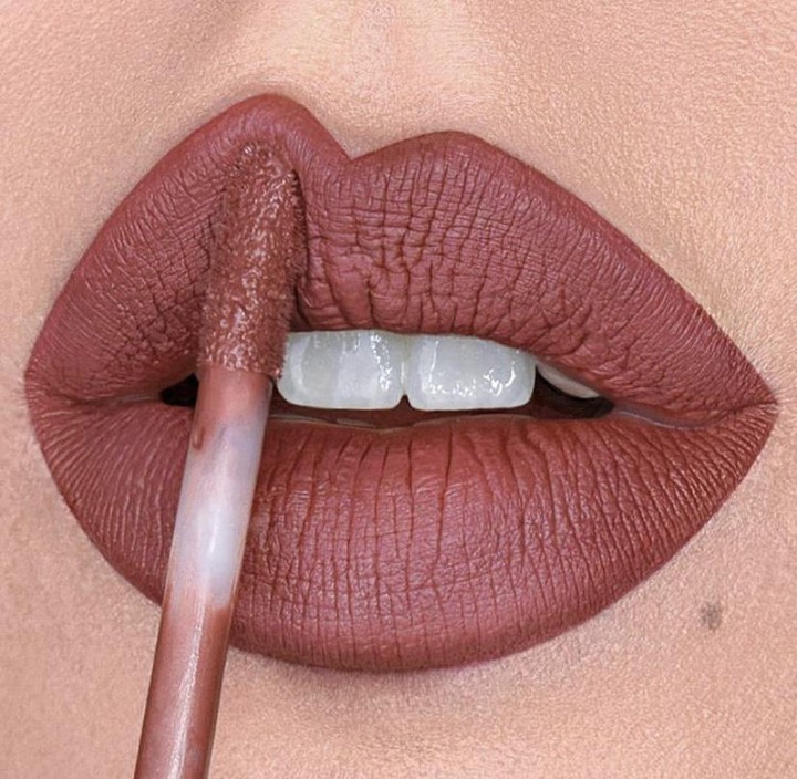 Cliomakeup-rossetto-liquido-con-te-liquidlove-10-labbra