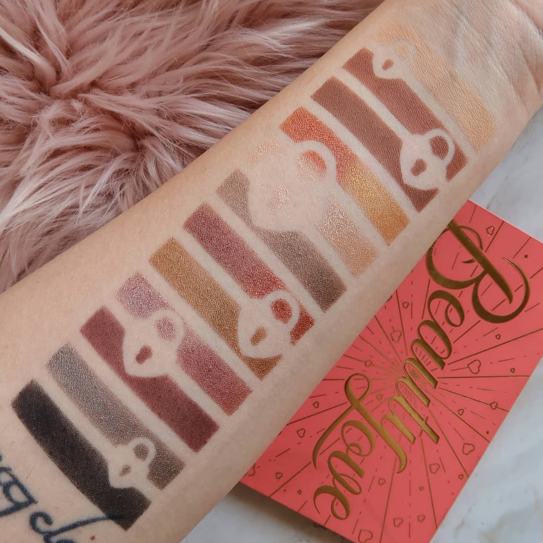 Cliomakeup-rossetto-liquido-spritzante-liquidlove-13-palette-beautylove