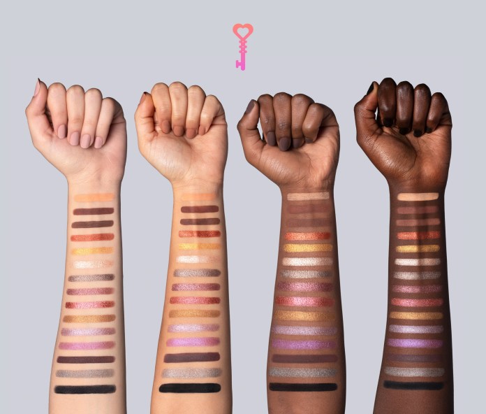 Cliomakeup-rossetto-liquido-spritzante-liquidlove-14-swatches-beautylove