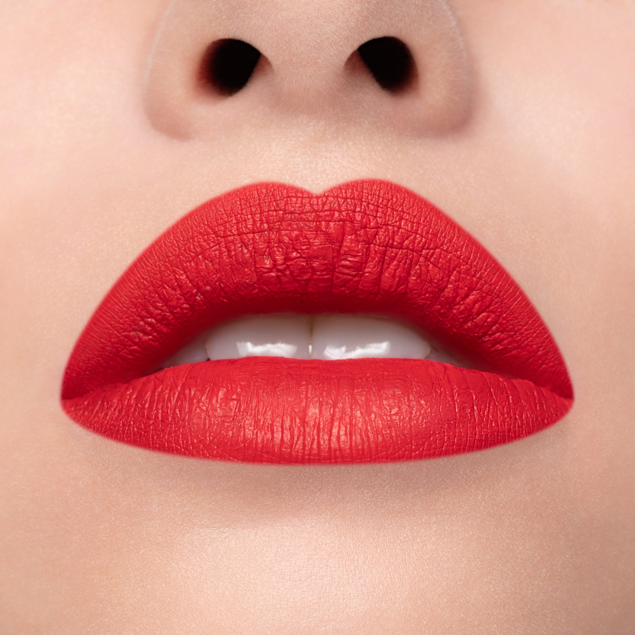 Cliomakeup-rossetto-liquido-spritzante-liquidlove-4-pelle-chiara