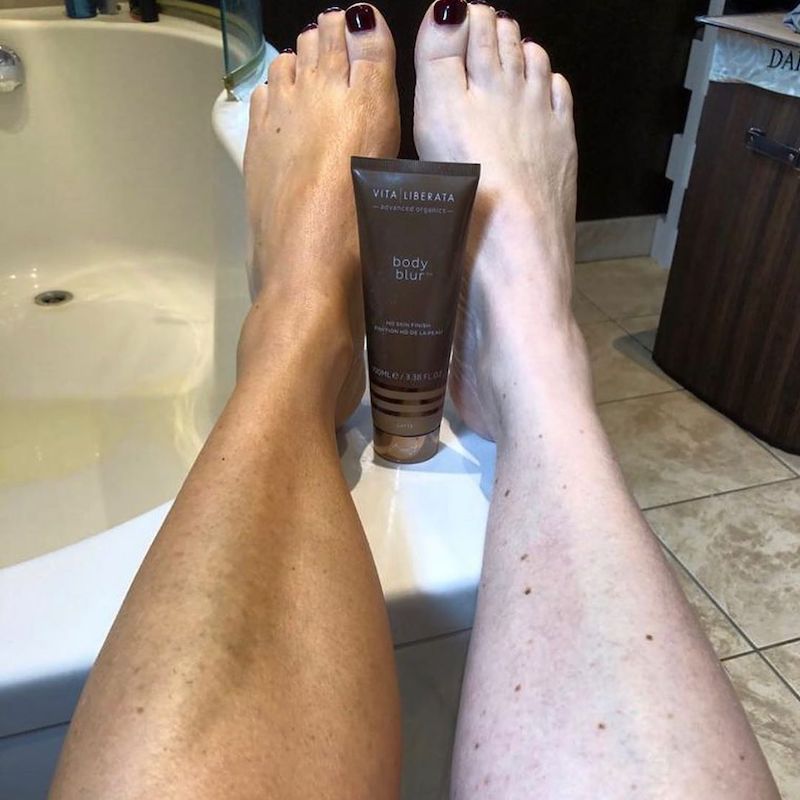 cliomakeup-autoabbronzanti-estate-2020-teamclio-gambe