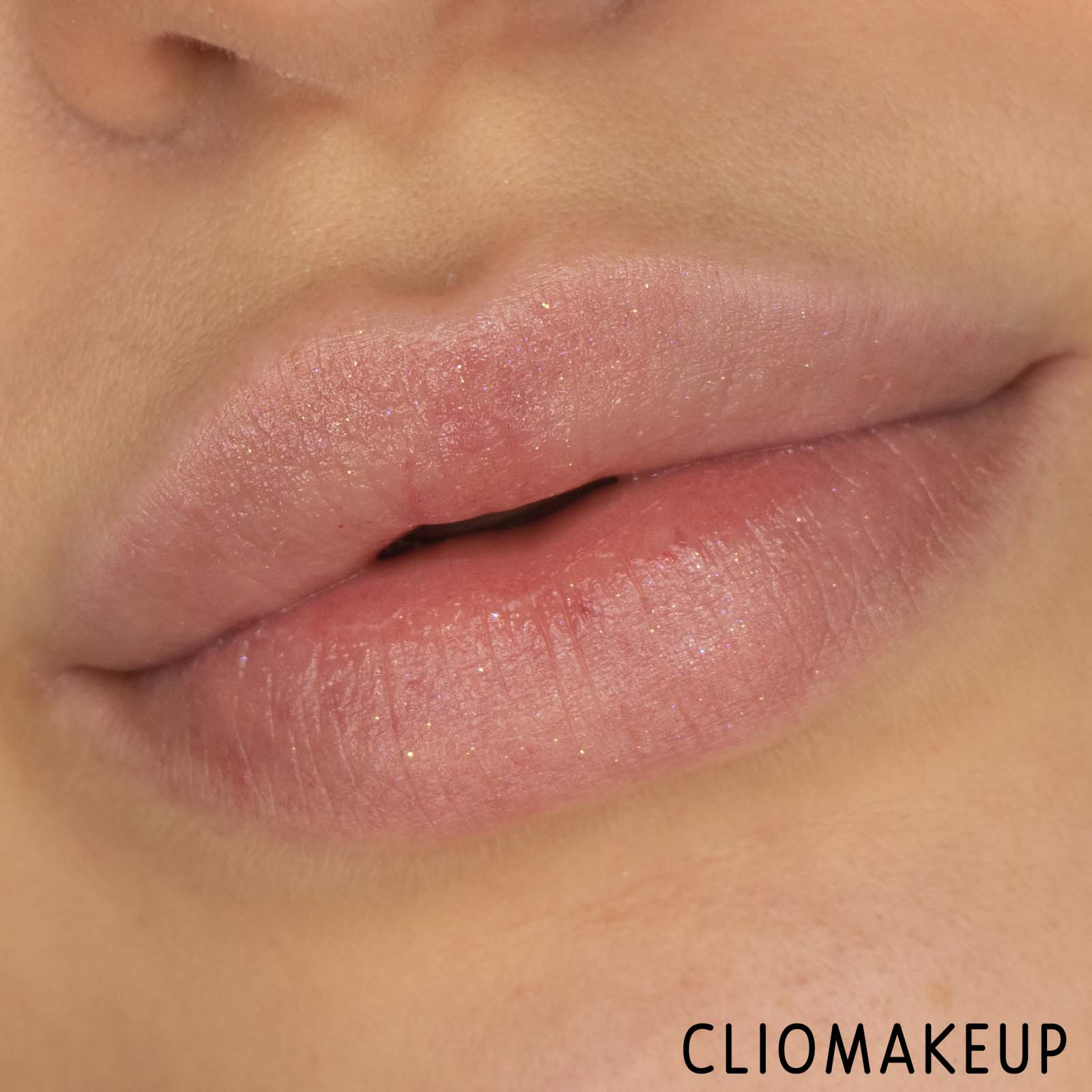 cliomakeup-recensione-balsamo-labbra-huda-beauty-diamond-balm-sparkly-lip-balm-11