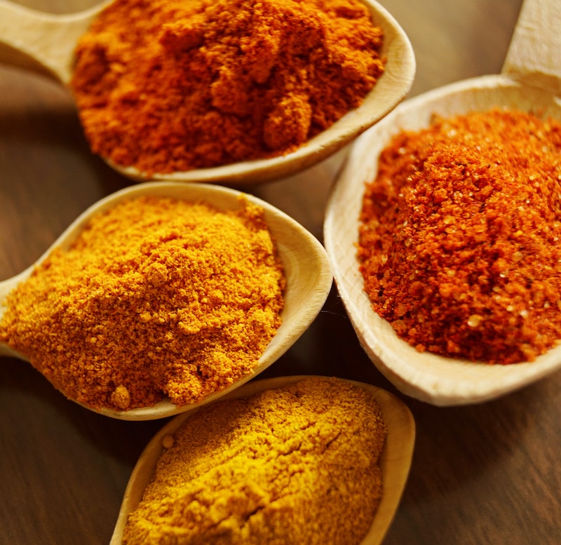 cliomakeup-peli-in-estate-teamclio-curcuma
