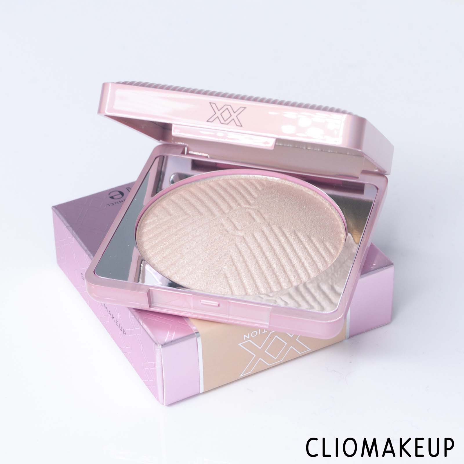 cliomakeup-recensione-illuminante-xx-revolution-xxposure-highlighter-multi-dimensional-powder-5