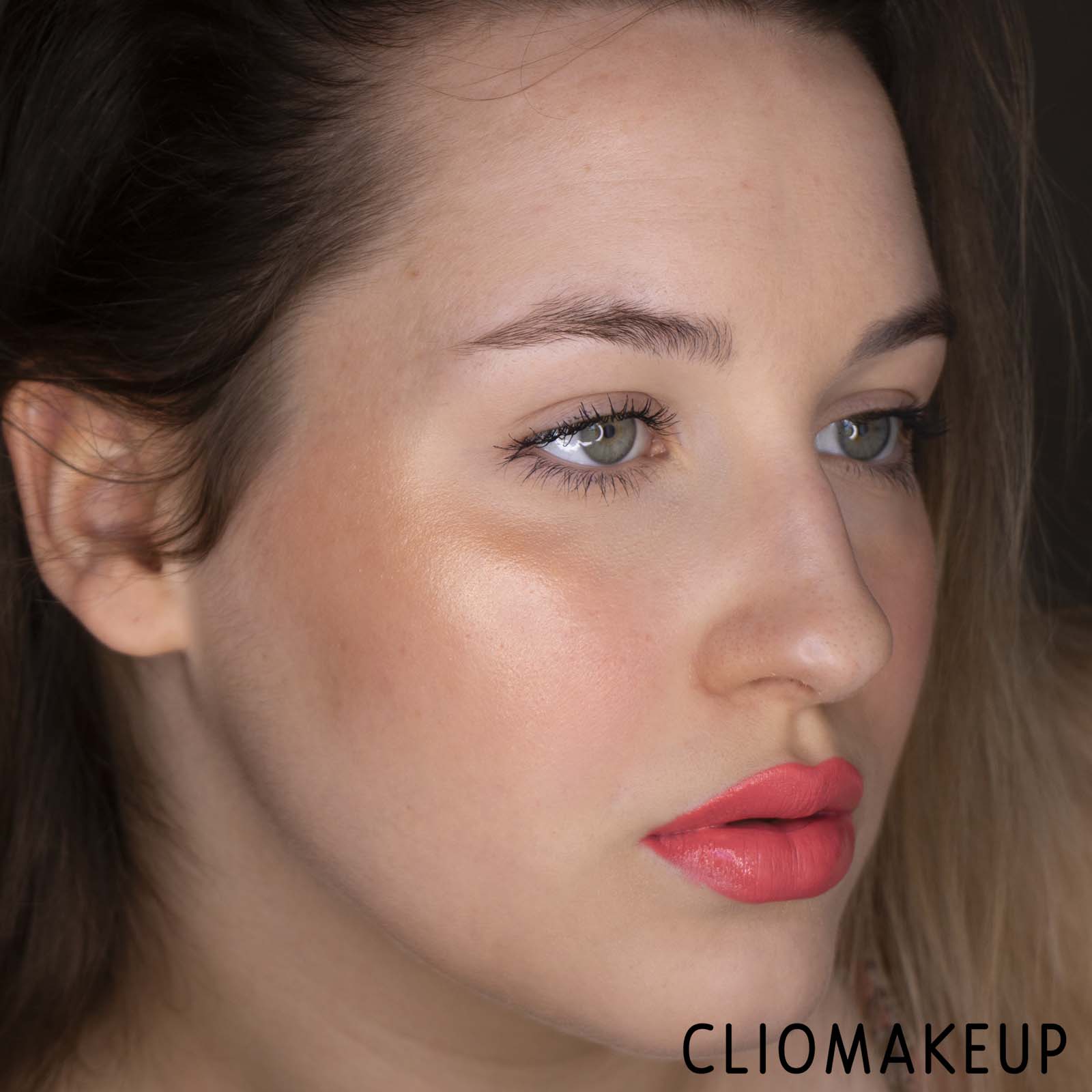 cliomakeup-recensione-illuminanti-pups-sun-glow-liquid-highlighter-13