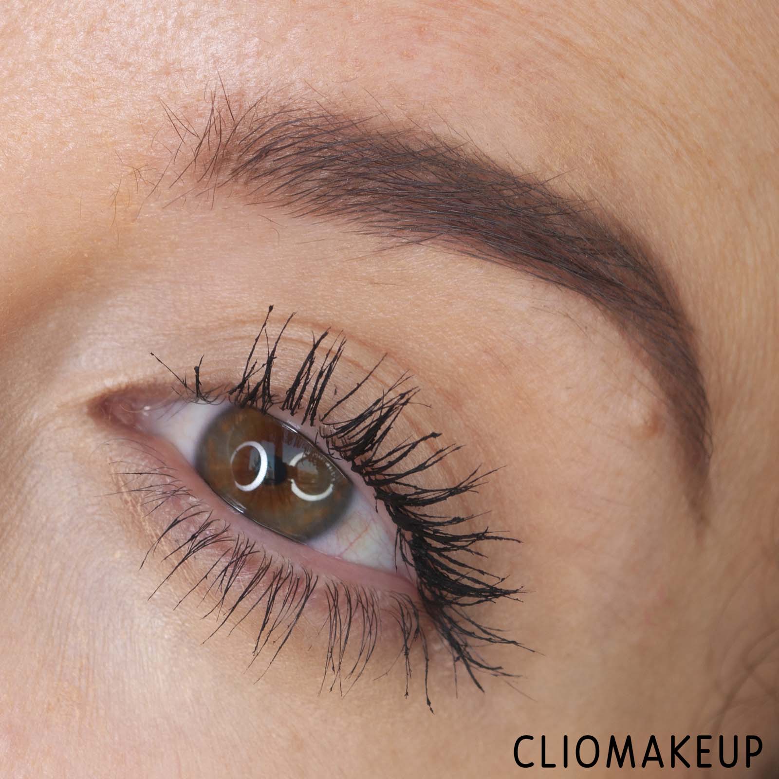 cliomakeup-recensione-mascara-deborah-my-power-volume-effetto-ventaglio-mascara-11