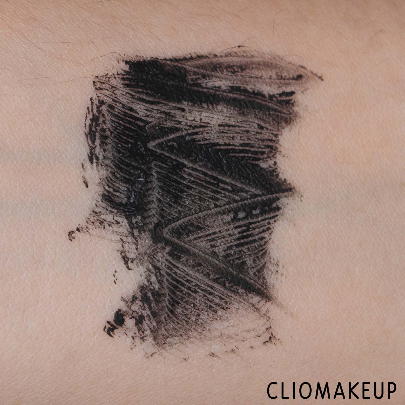 cliomakeup-recensione-mascara-deborah-my-power-volume-effetto-ventaglio-mascara-7