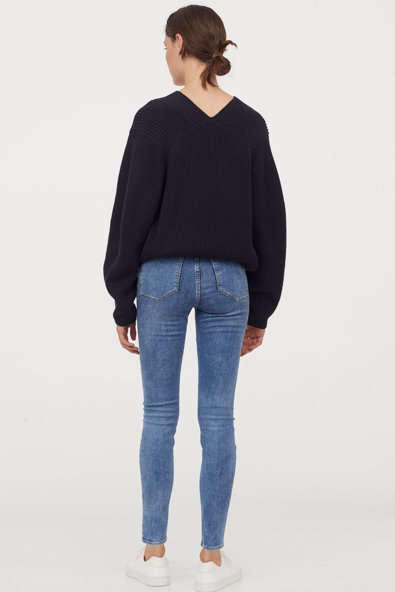 Cliomakeup-look-back-to-school-2-hm-jeans-felpa