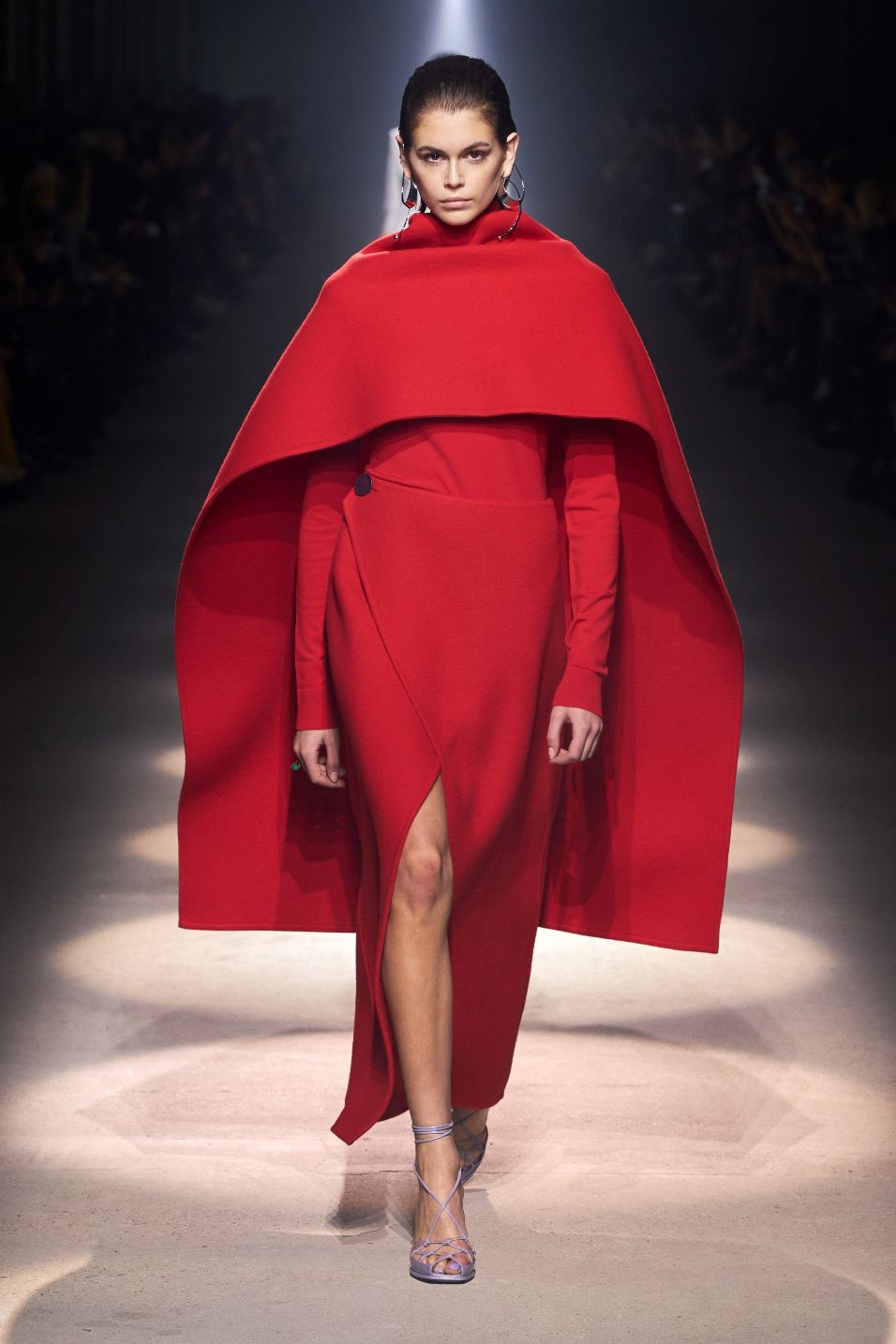 cliomakeup-Tendenze-moda-donna-autunno-inverno-2020-2021-7-givenchy