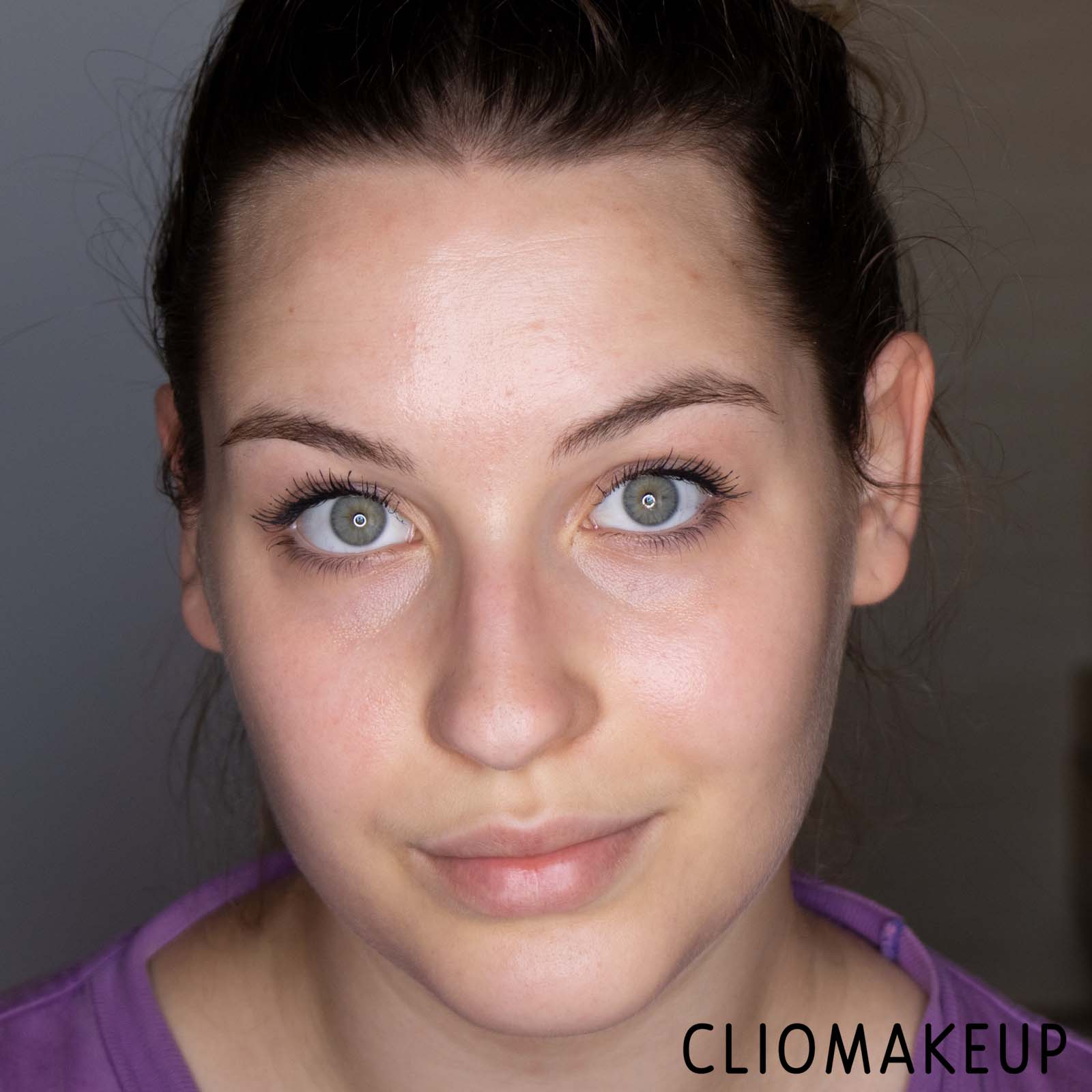 cliomakeup-recensione-blush-pupa-extreme-blush-matt-blush-compatto-effetto-naturale-11