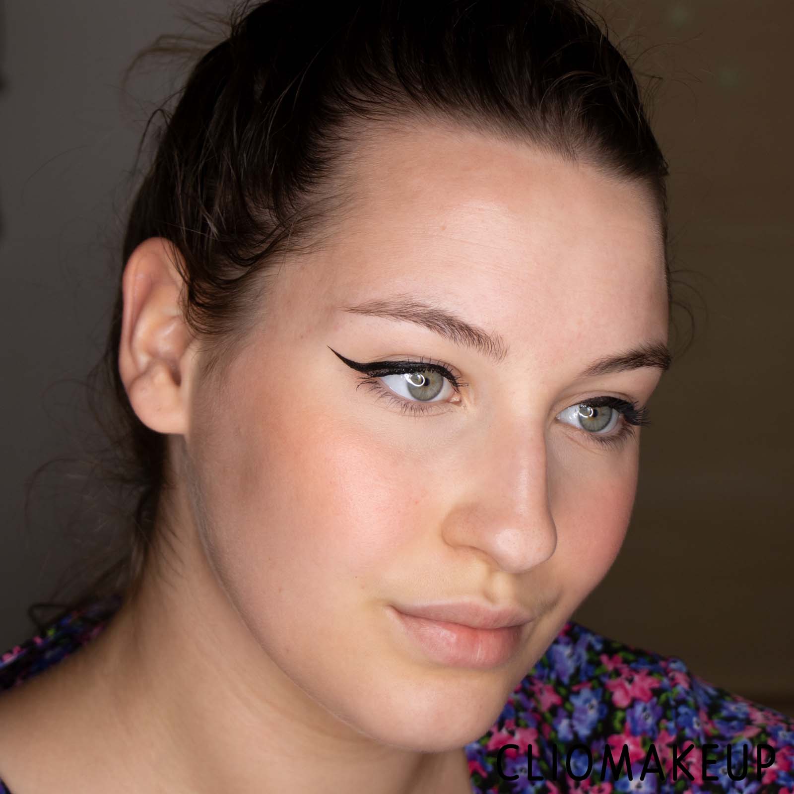 cliomakeup-recensione-blush-pupa-extreme-blush-radiant-blush-compatto-effetto-luminoso-13