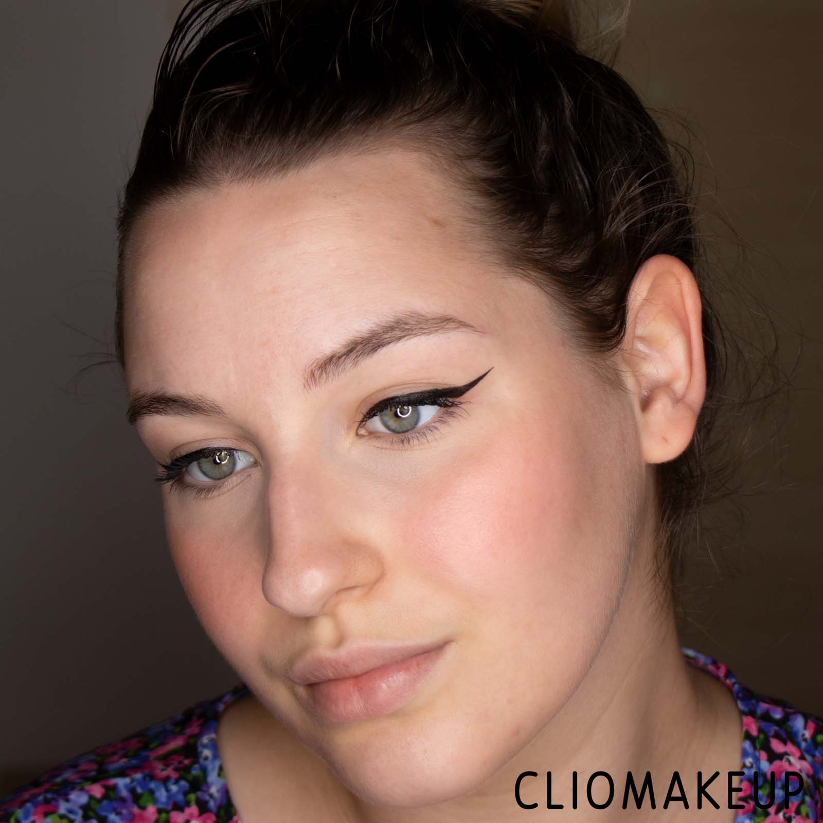 cliomakeup-recensione-blush-pupa-extreme-blush-radiant-blush-compatto-effetto-luminoso-15
