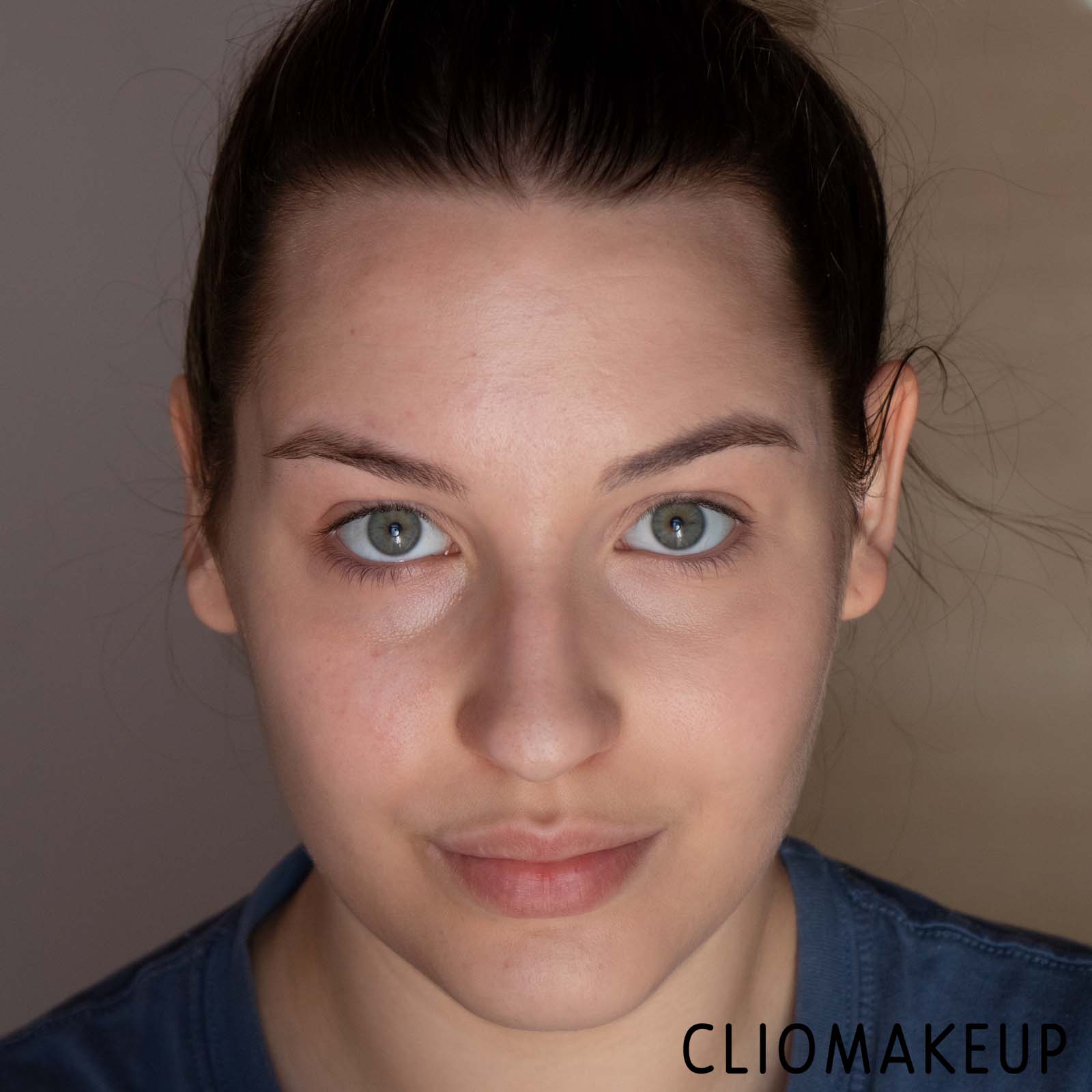 cliomakeup-recensione-correttore-catrice-liquid-camouflage-high-coverage-concealer-10