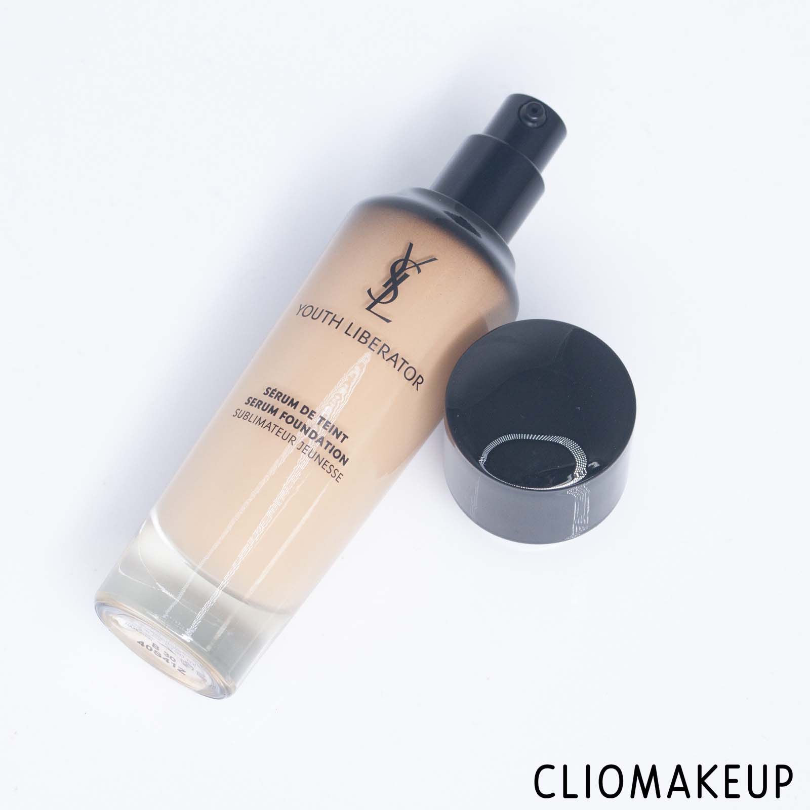 cliomakeup-recensione-fondotinta-ysl-youth-liberator-serum-foundation-5