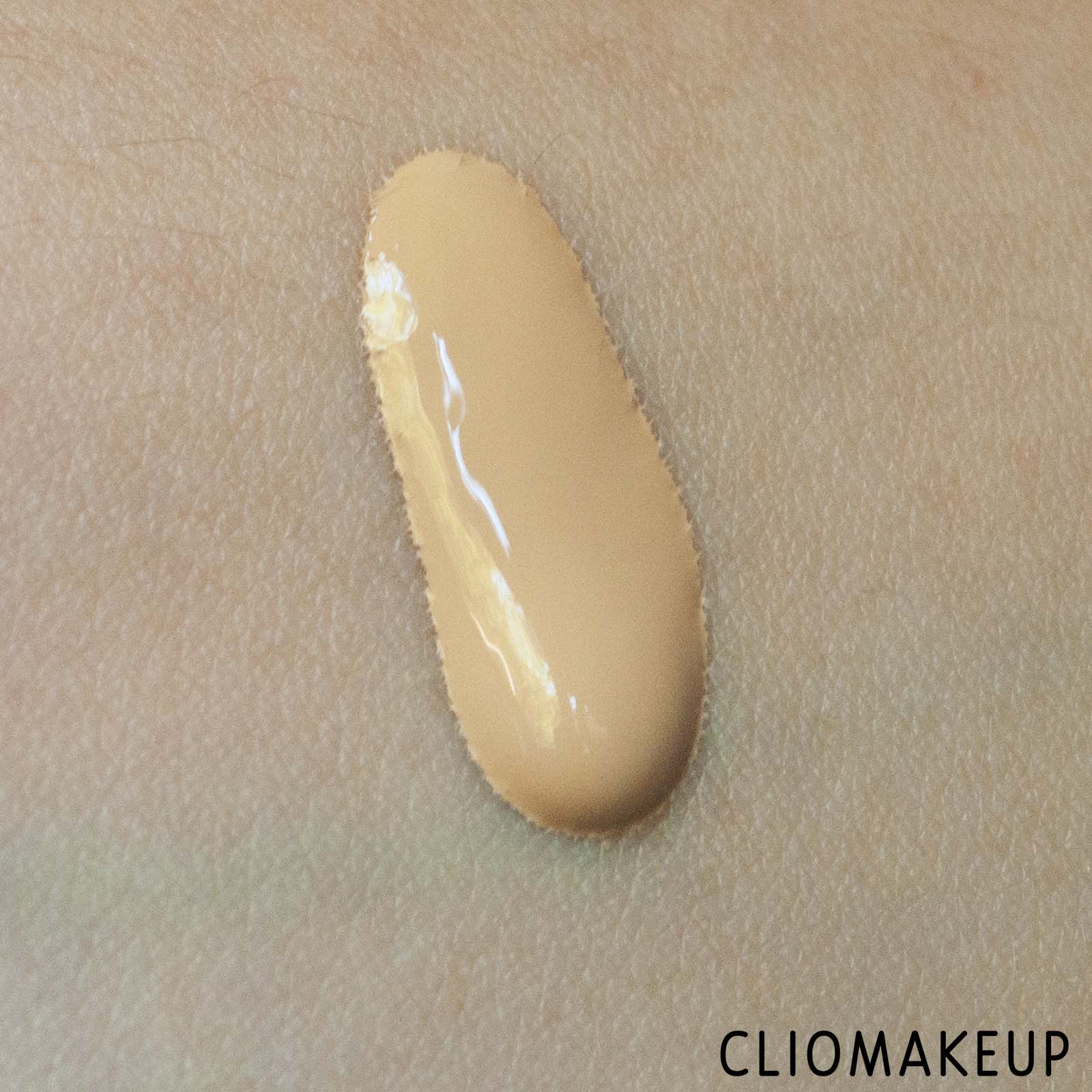 cliomakeup-recensione-fondotinta-ysl-youth-liberator-serum-foundation-6