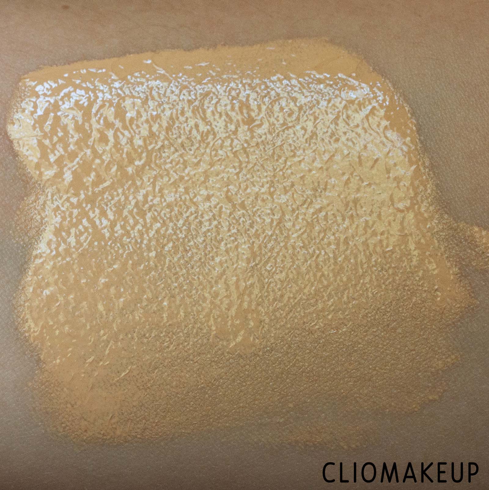 cliomakeup-recensione-fondotinta-ysl-youth-liberator-serum-foundation-8