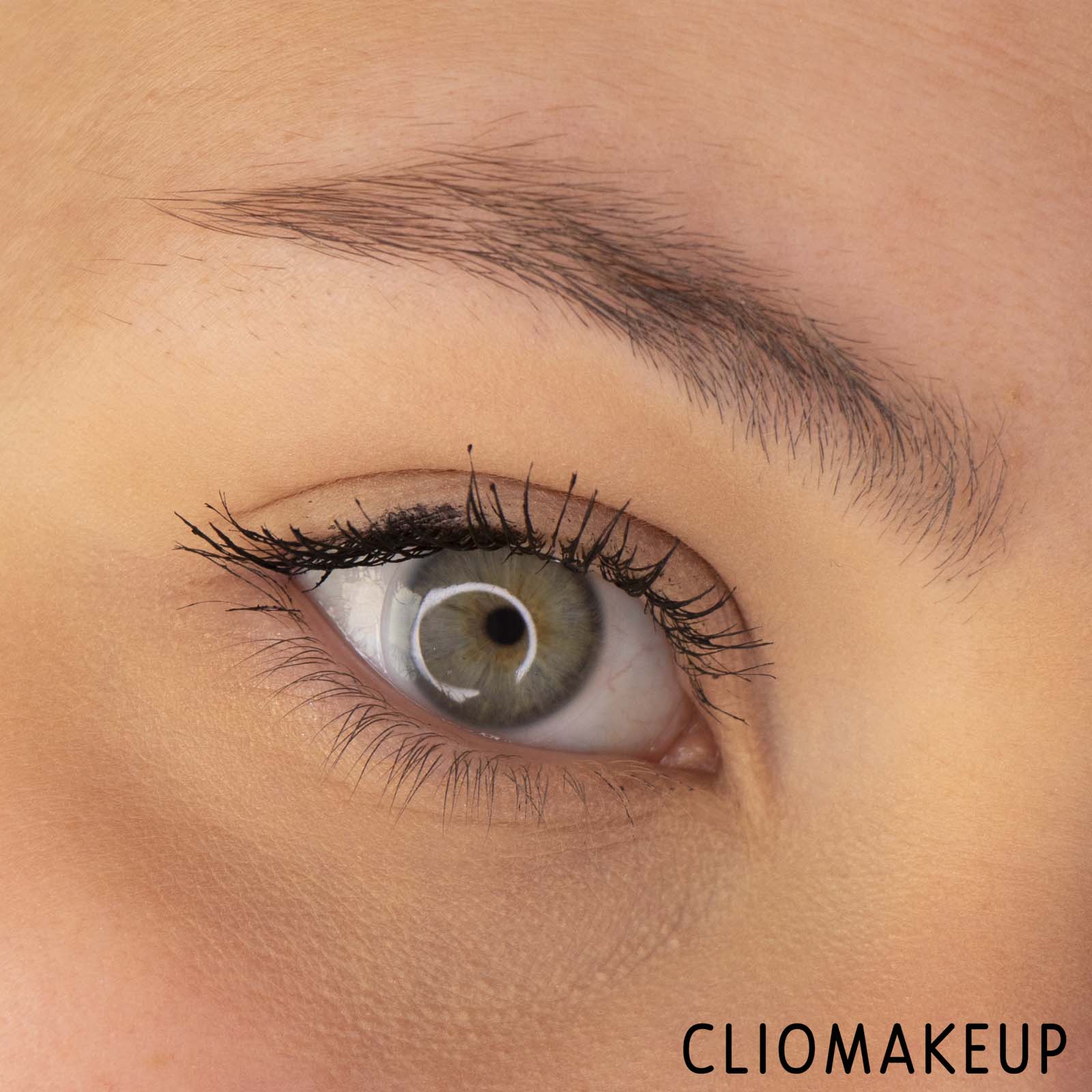 cliomakeup-recensione-mascara-catrice-glam-e-doll-false-lashes-mascara-13