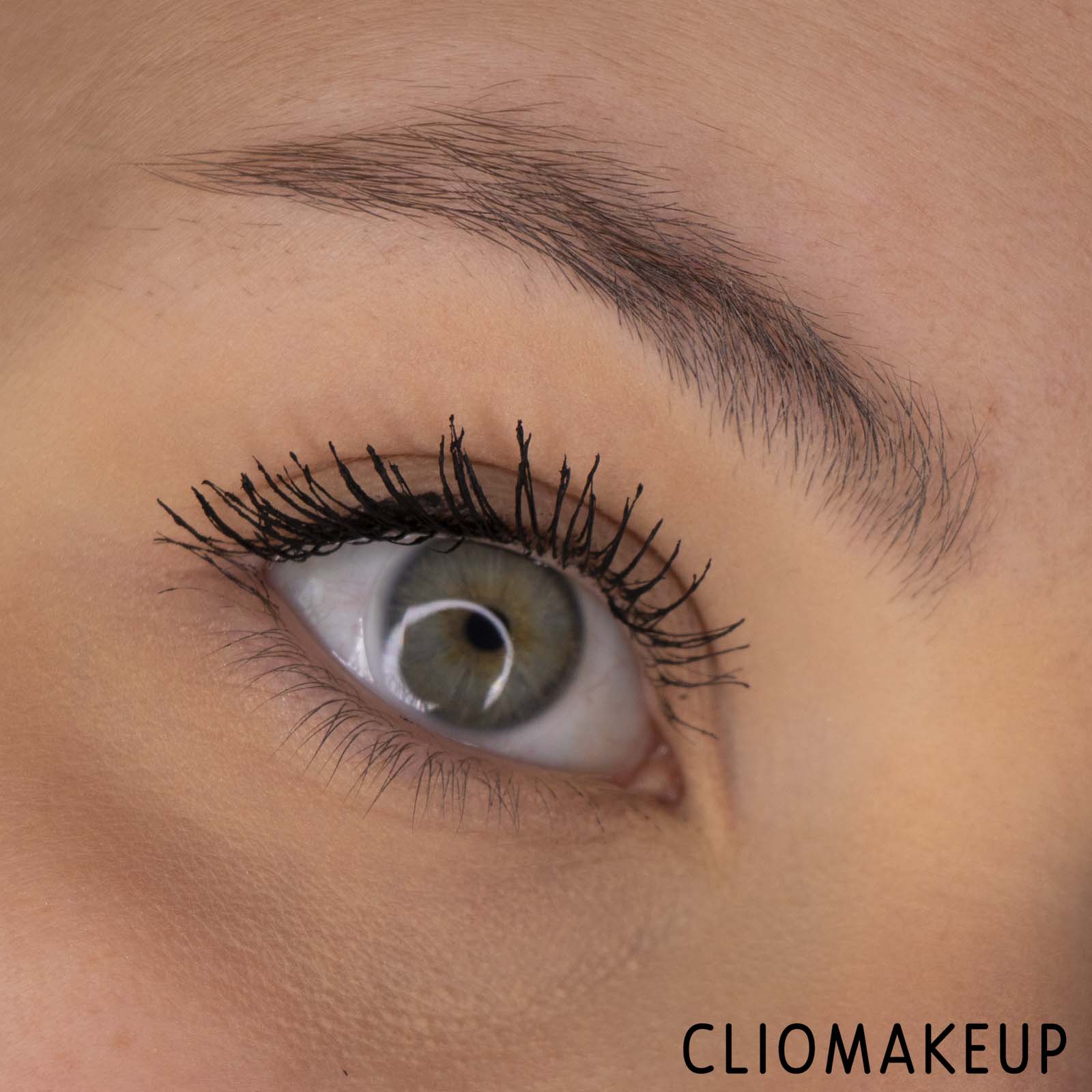 cliomakeup-recensione-mascara-catrice-glam-e-doll-false-lashes-mascara-15