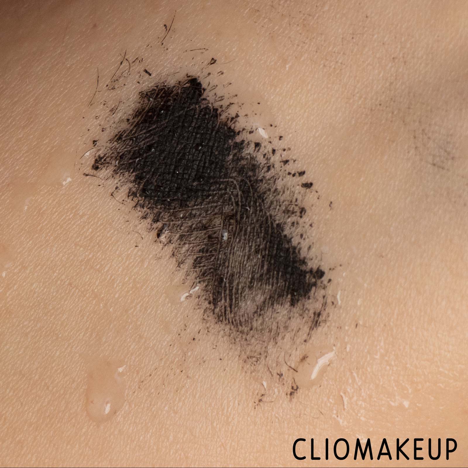 cliomakeup-recensione-mascara-catrice-glam-e-doll-false-lashes-mascara-8