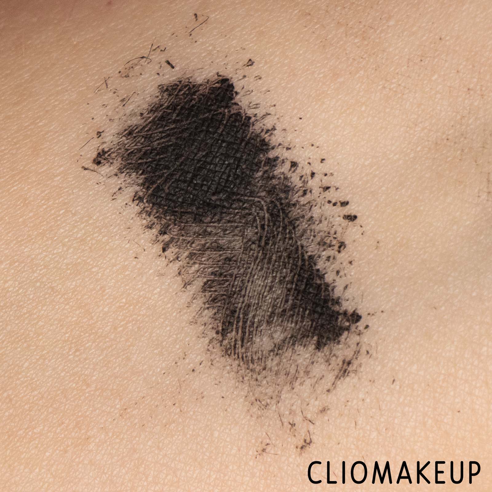 cliomakeup-recensione-mascara-catrice-glam-e-doll-false-lashes-mascara-9