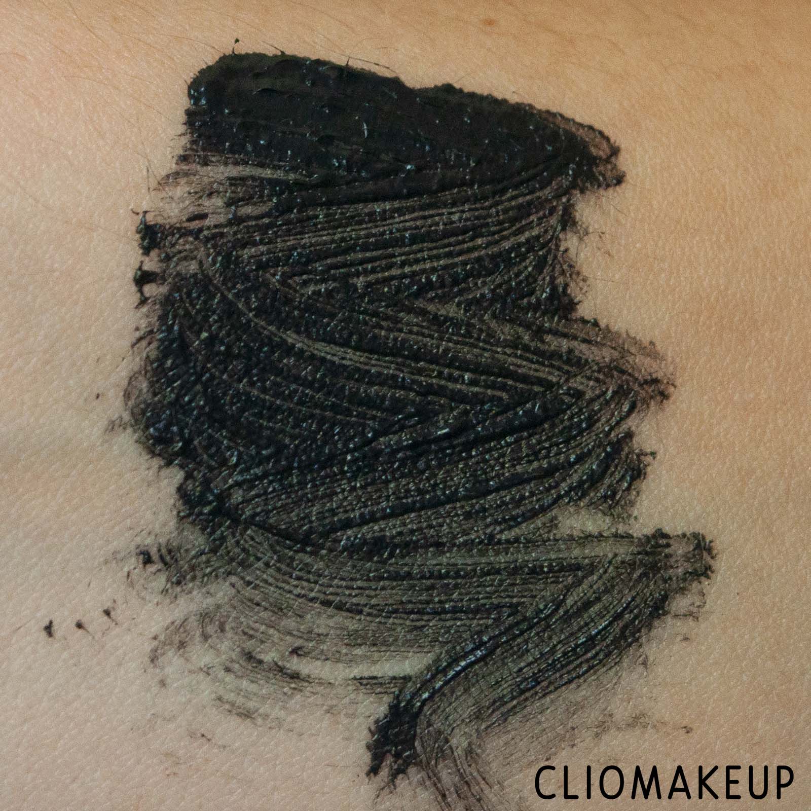 cliomakeup-recensione-mascara-essence-get-big!-lashes-volume-curl-mascara-6