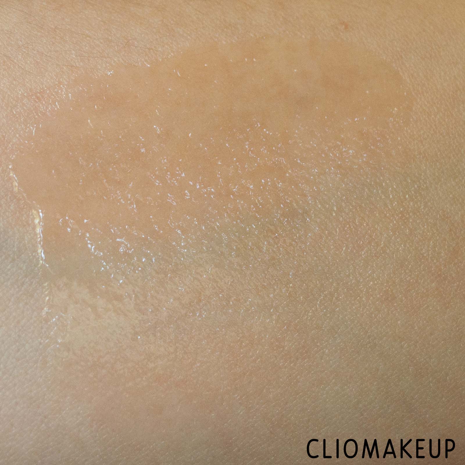 cliomakeup-recensione-primer-smashbox-photofinish-vitamin-glow-primer-8