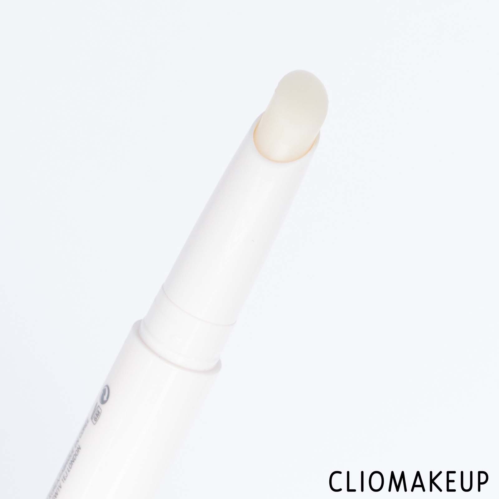cliomakeup-recensione-cera-sopracciglia-fenty-beauty-brow-mvp-matita-e-styler-per-sopracciglia-5