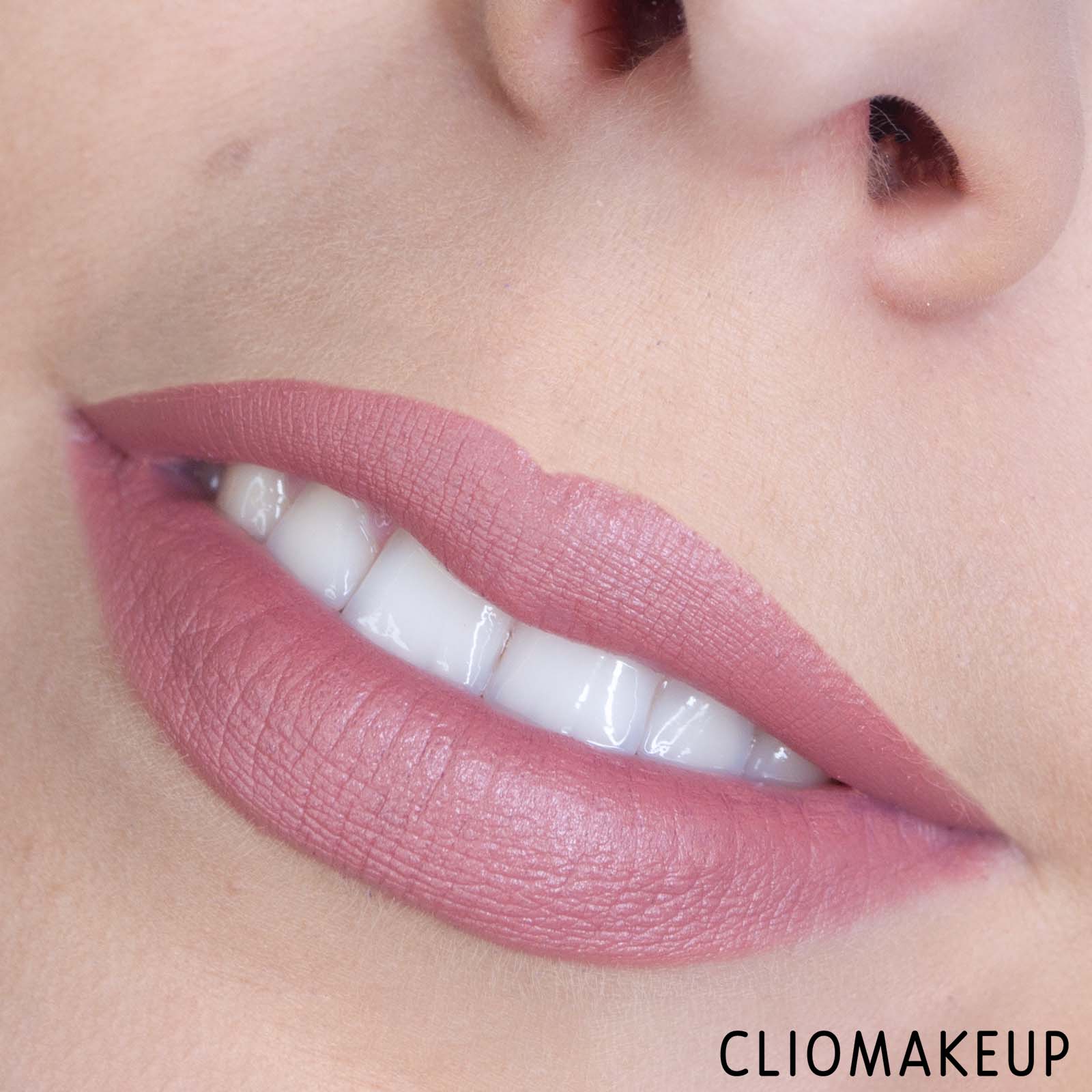 cliomakeup-recensione-rossetto-charlotte-tilbury-matte-revolution-luminous-modern-matte-long-lasting lipstick-11