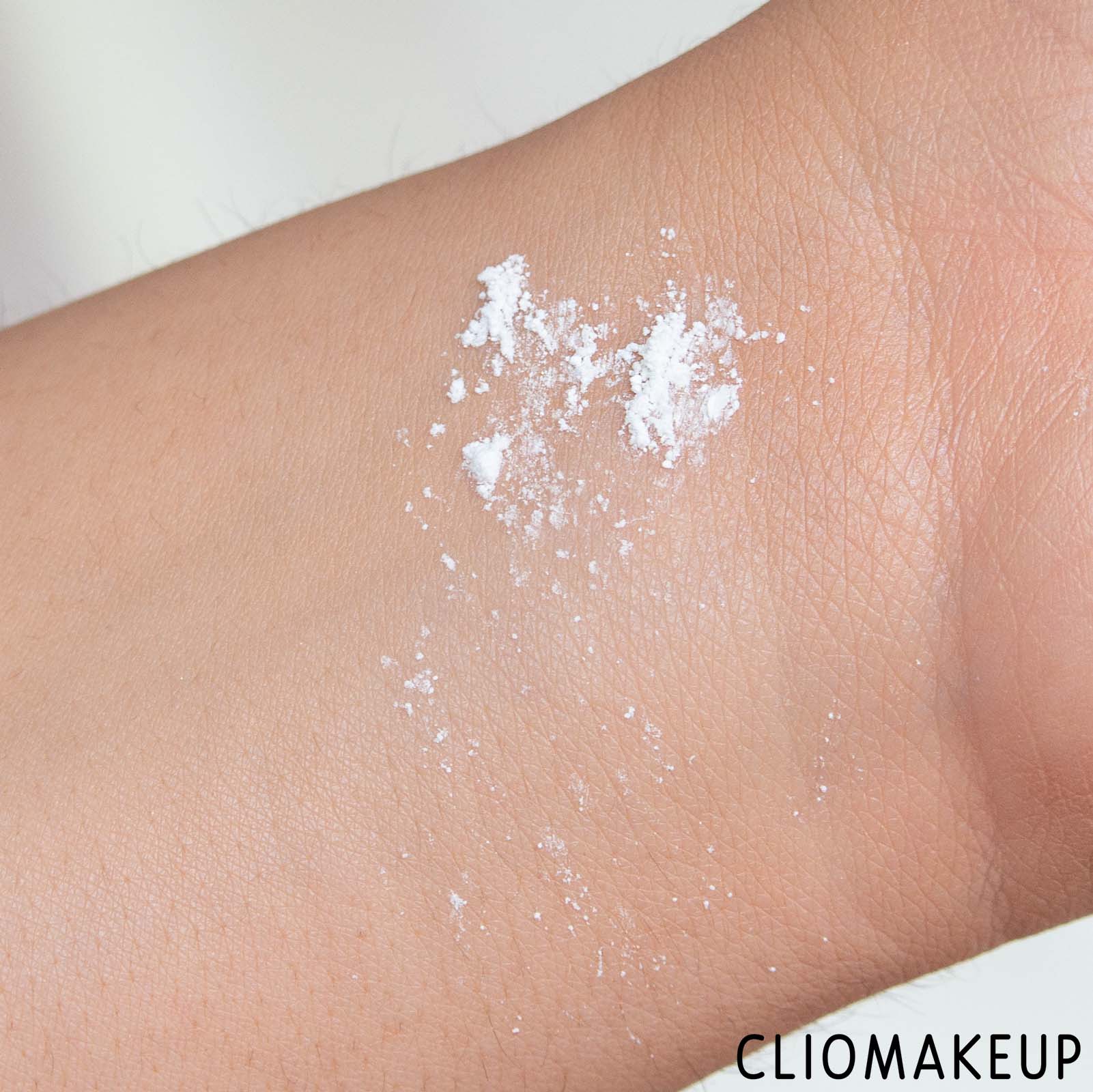 cliomakeup-recensione-cipria-astra-velvet-skin-loose-powder-rice-6