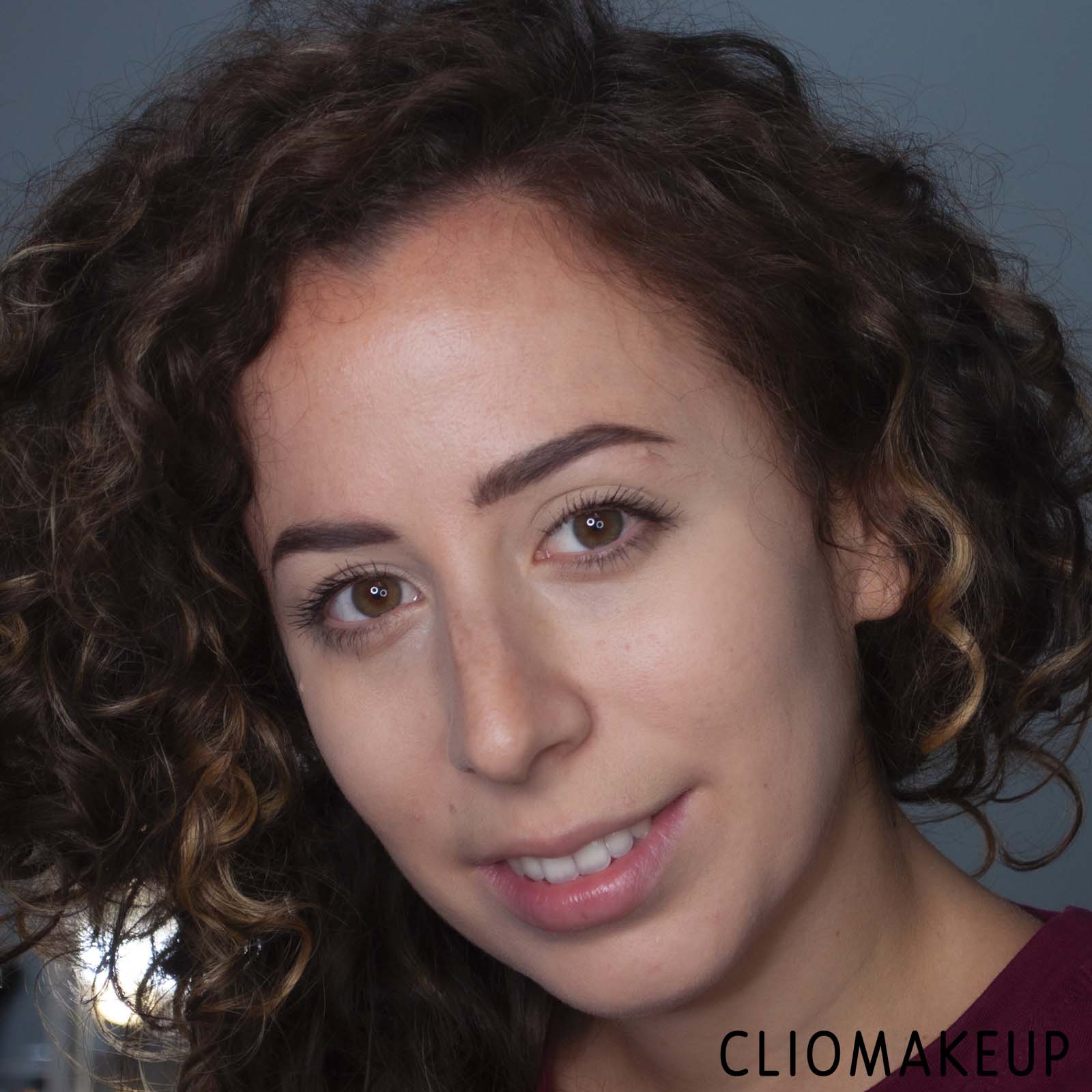 cliomakeup-recensione-fondotinta-essence-pretty-natural-hydrating-foundation-13