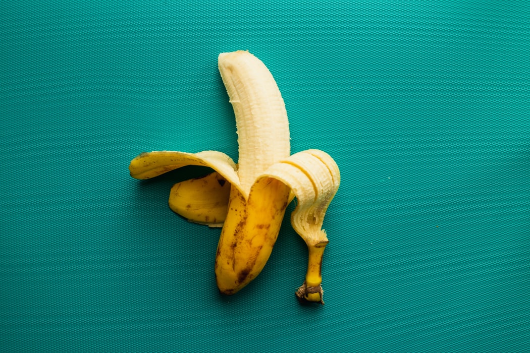cliomakeup-gomiti-screpolati-15-banana