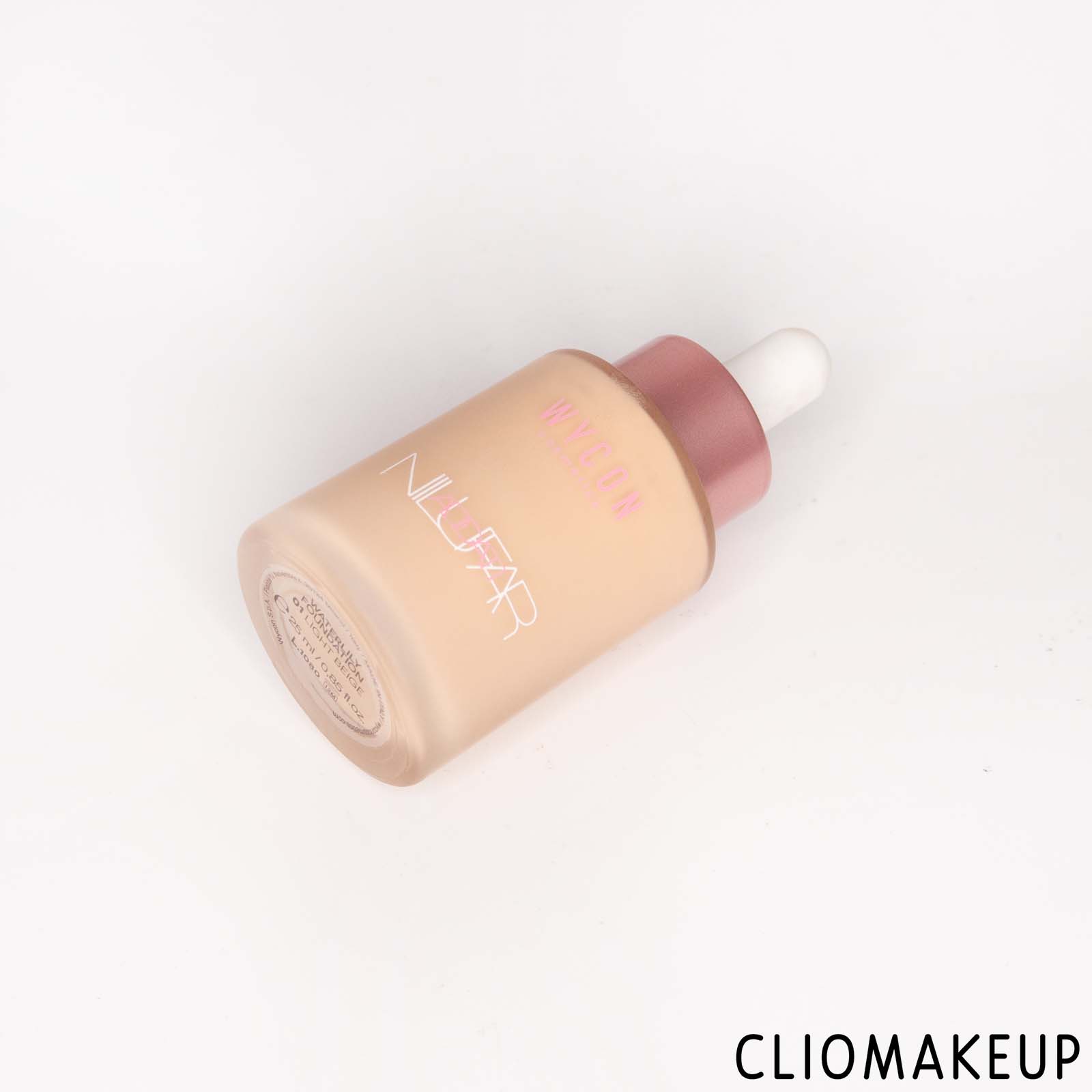 cliomakeup-recensione-fondotinta-wycon-nilufar-addati-waterlily-foundation-spf-30-5