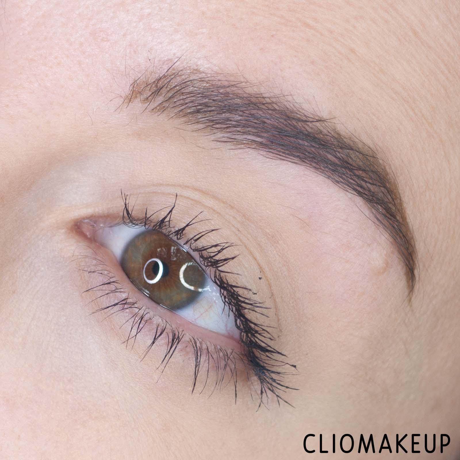 cliomakeup-recensione-mascara-l'oreal-air-volume-mega-mascara-11