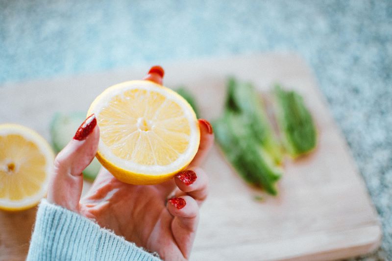 Cliomakeup-carenza-vitamina-c-4-limone