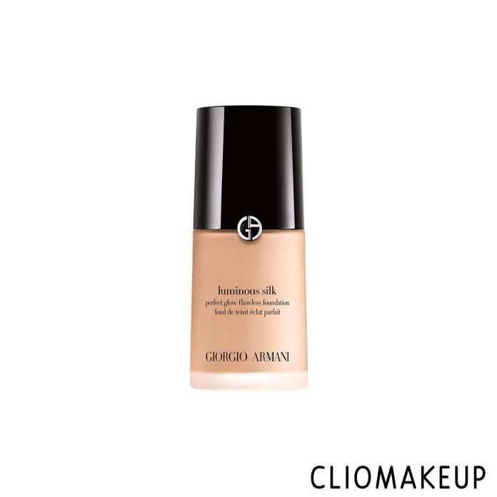 Cliomakeup-migliori-prodotti-beauty-2020-15-fondotinta-armani
