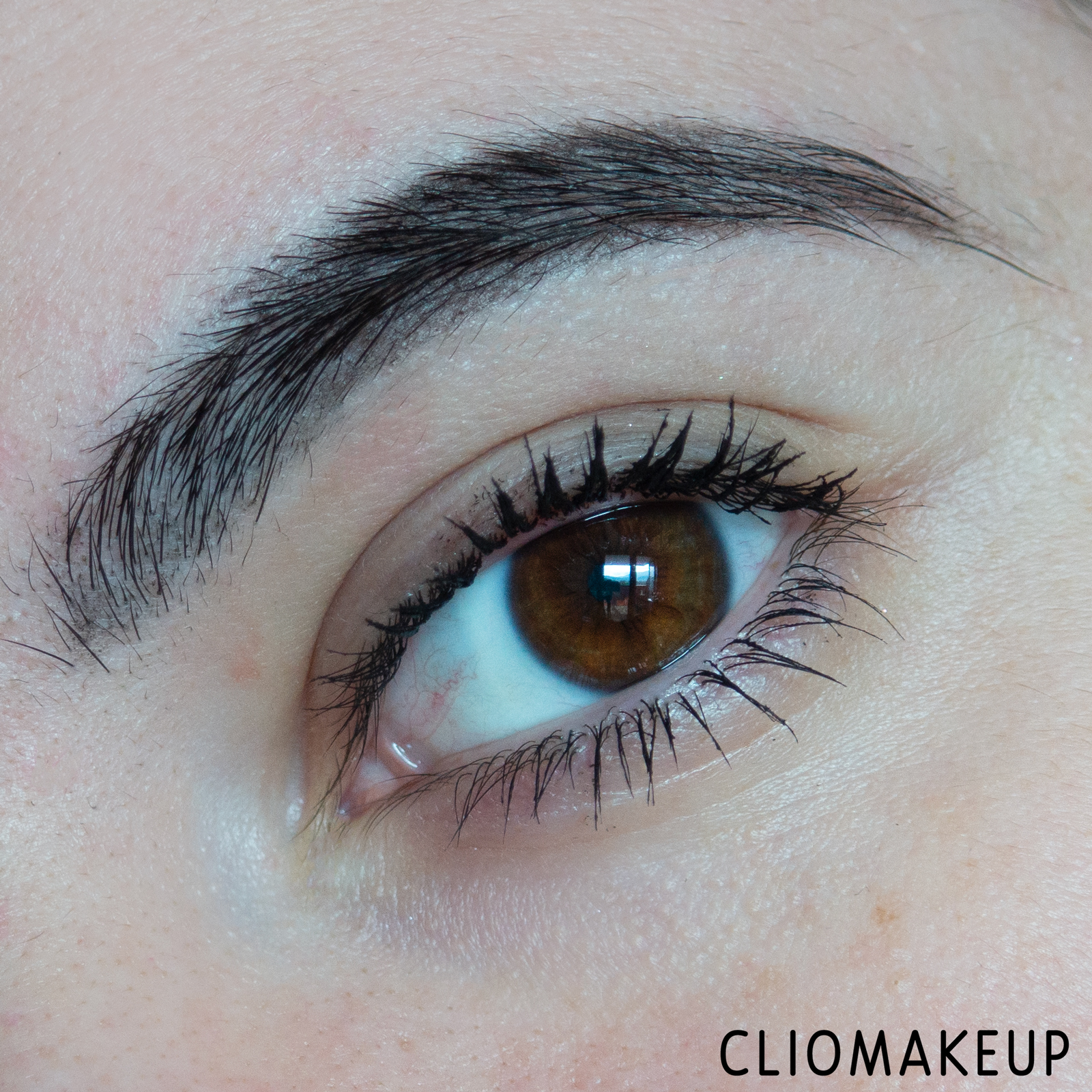 cliomakeup-recensione-matita-sopracciglia-astra-geisha-brows-micro-precision-pencil-10