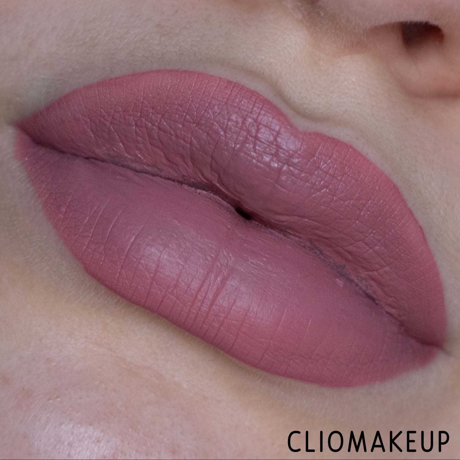 cliomakeup-recensione-rossetti-liquidi-wycon-candyland-boujee-lips-liquid-lipstick-12