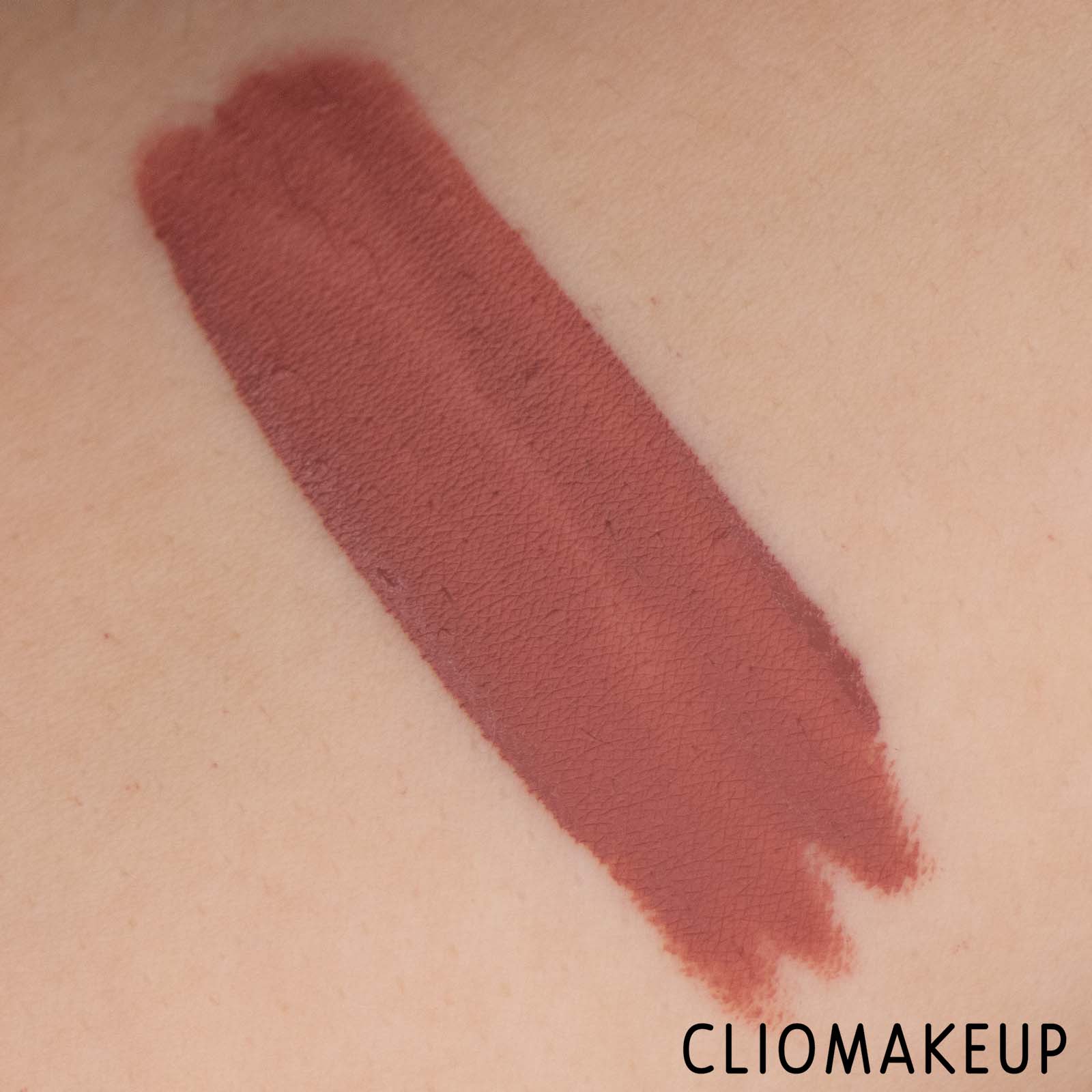 cliomakeup-recensione-rossetti-liquidi-wycon-candyland-boujee-lips-liquid-lipstick-7